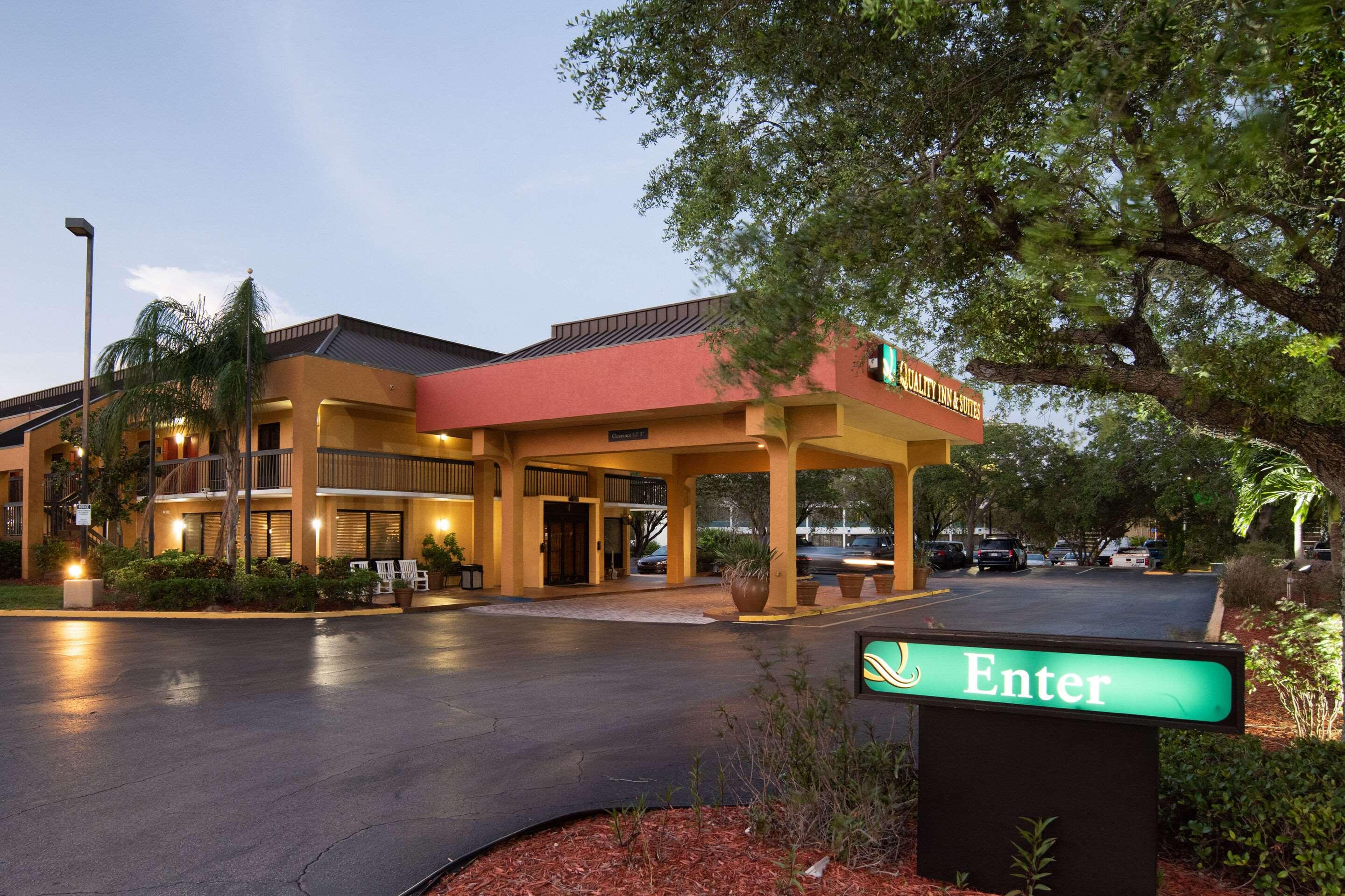 Quality Inn & Suites — photo 3