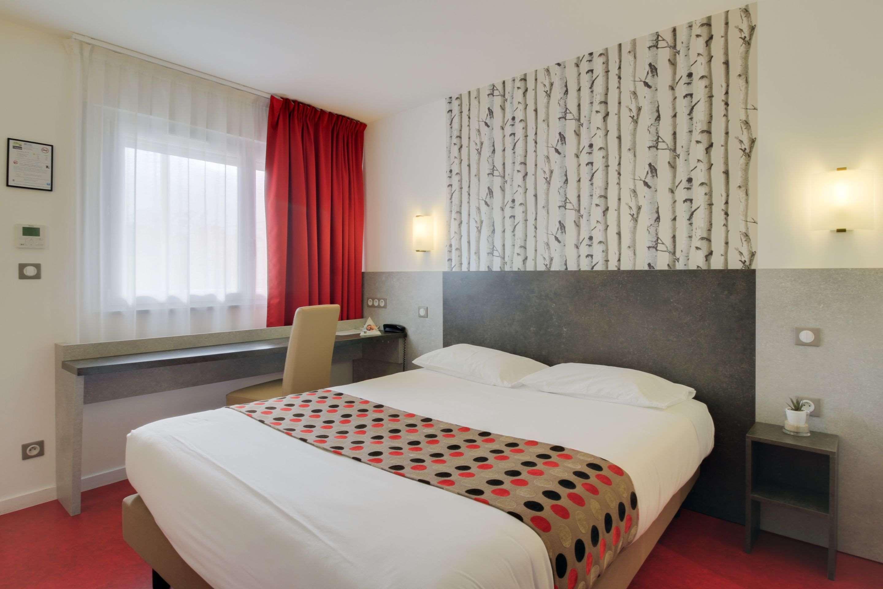 Brit Hotel Hermes — photo 5