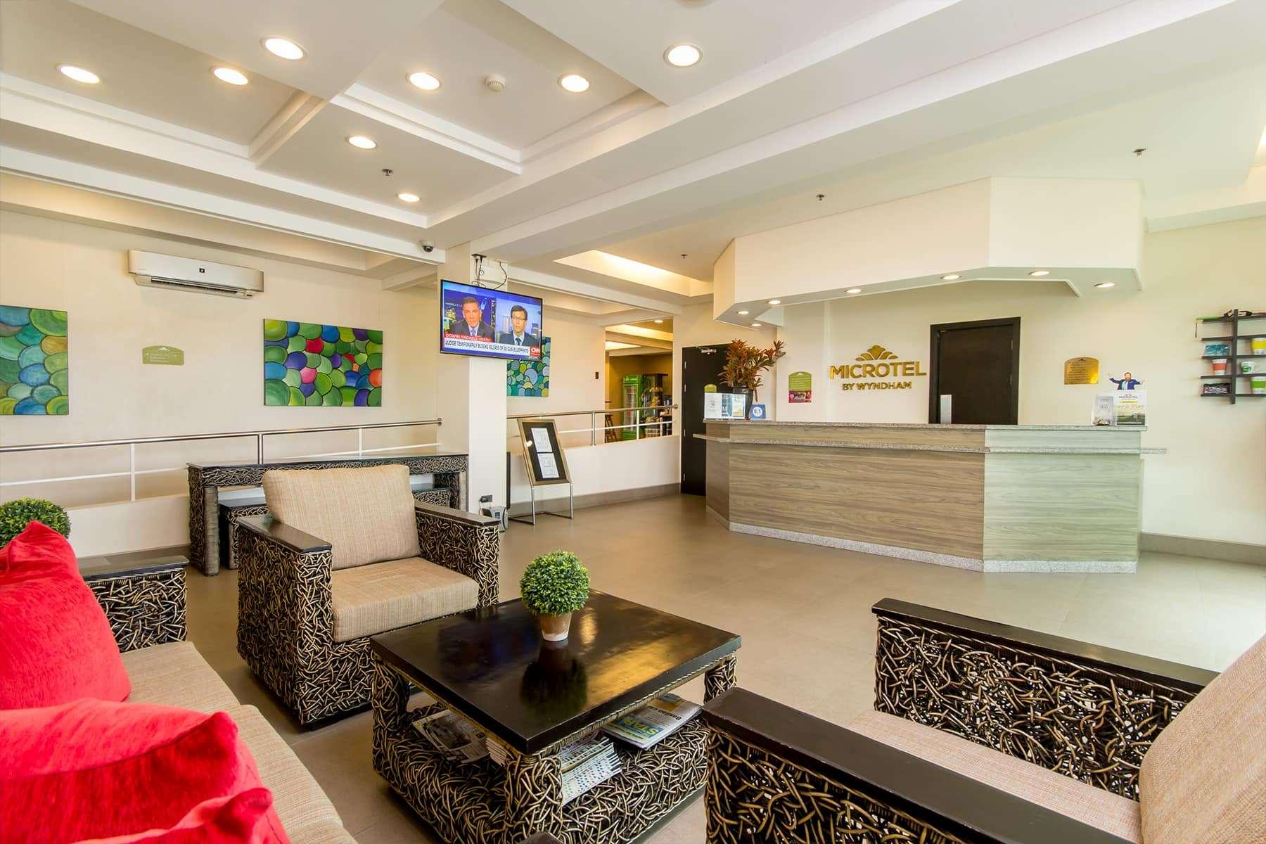 Microtel by Wyndham South Forbes — photo 4