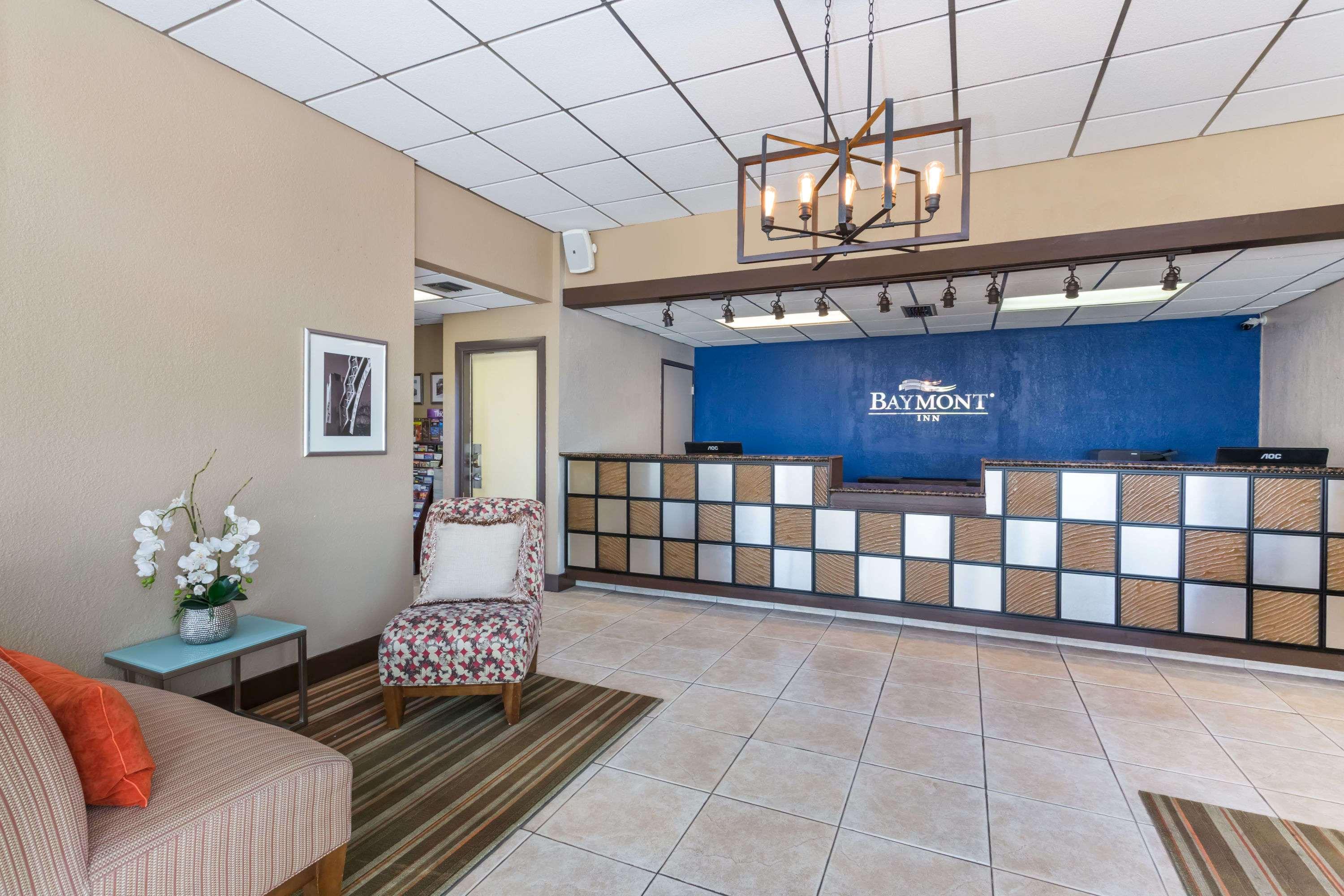 Baymont by Wyndham Sarasota — photo 5