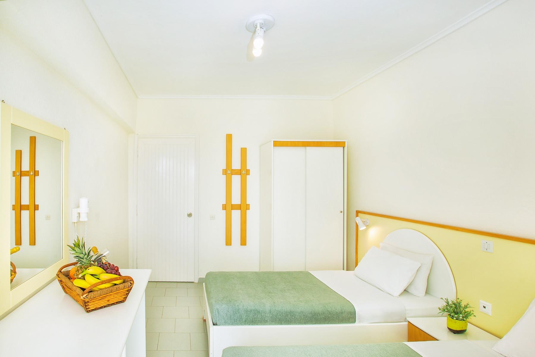 Xenios Port Marina Hotel — photo 5