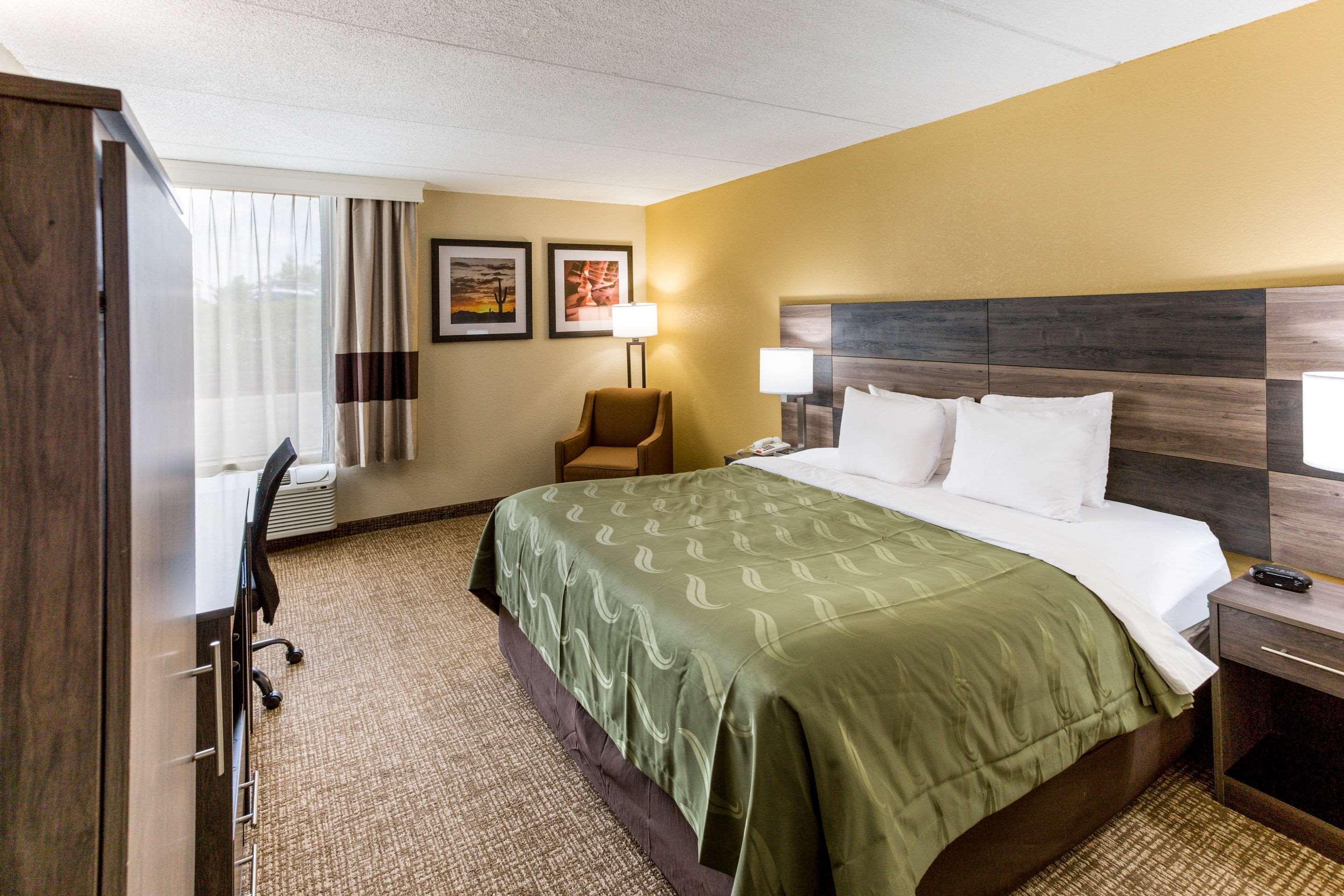 Quality Inn & Suites — photo 3
