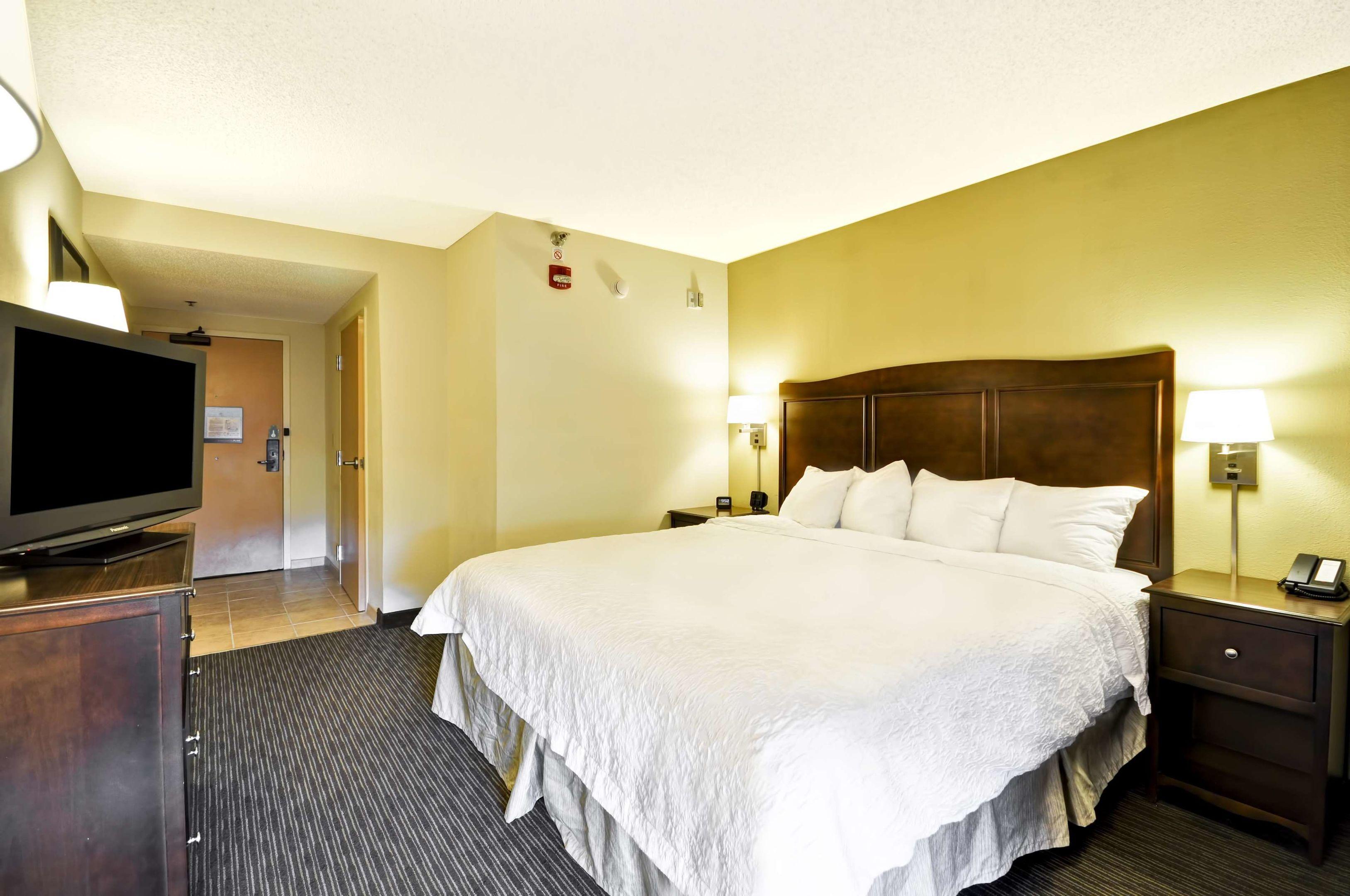 Hampton Inn Kansas City Airport — photo 4