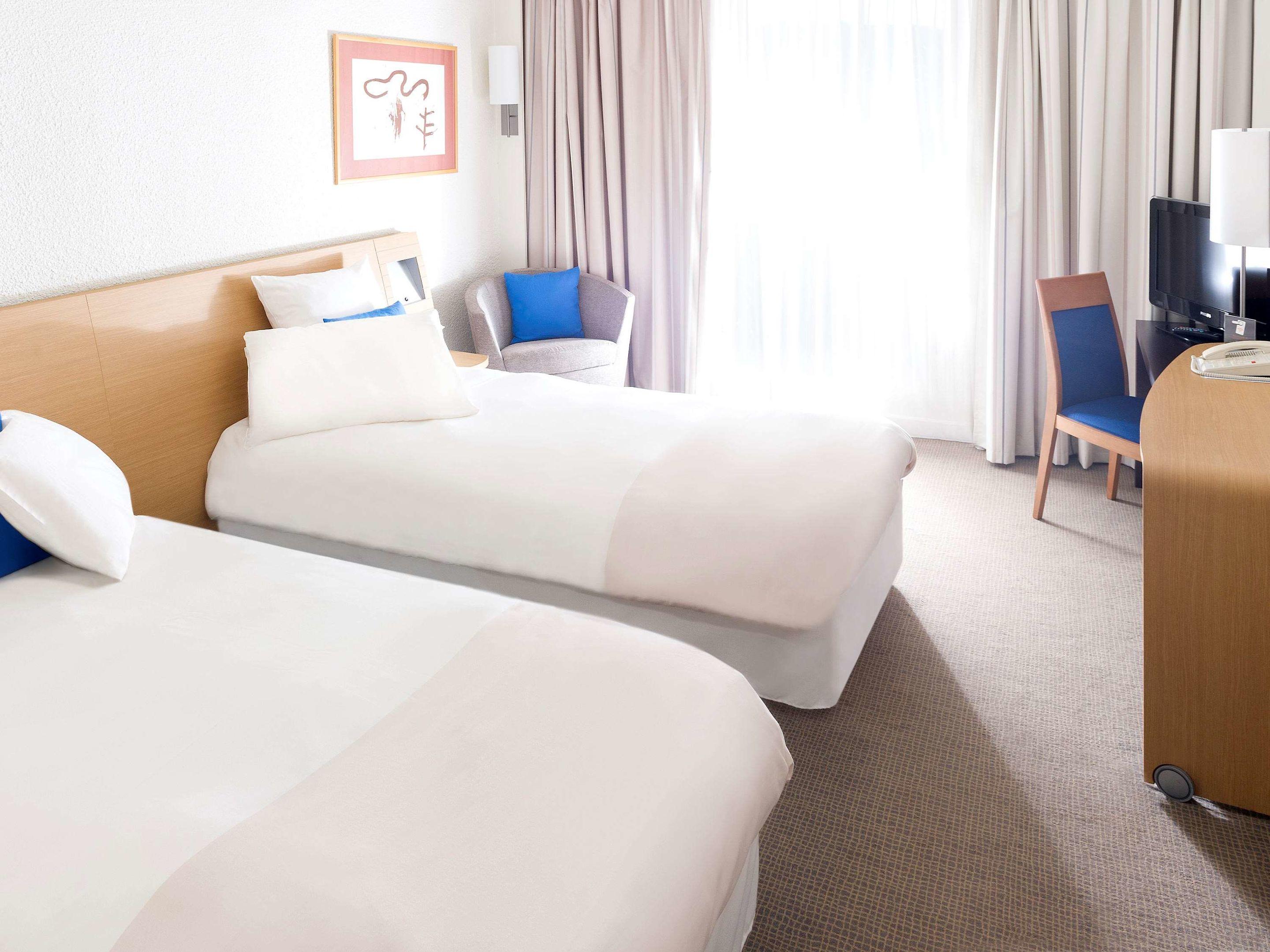 Novotel Aix-en-Provence Beaumanoir Les 3-Sautets — photo 4