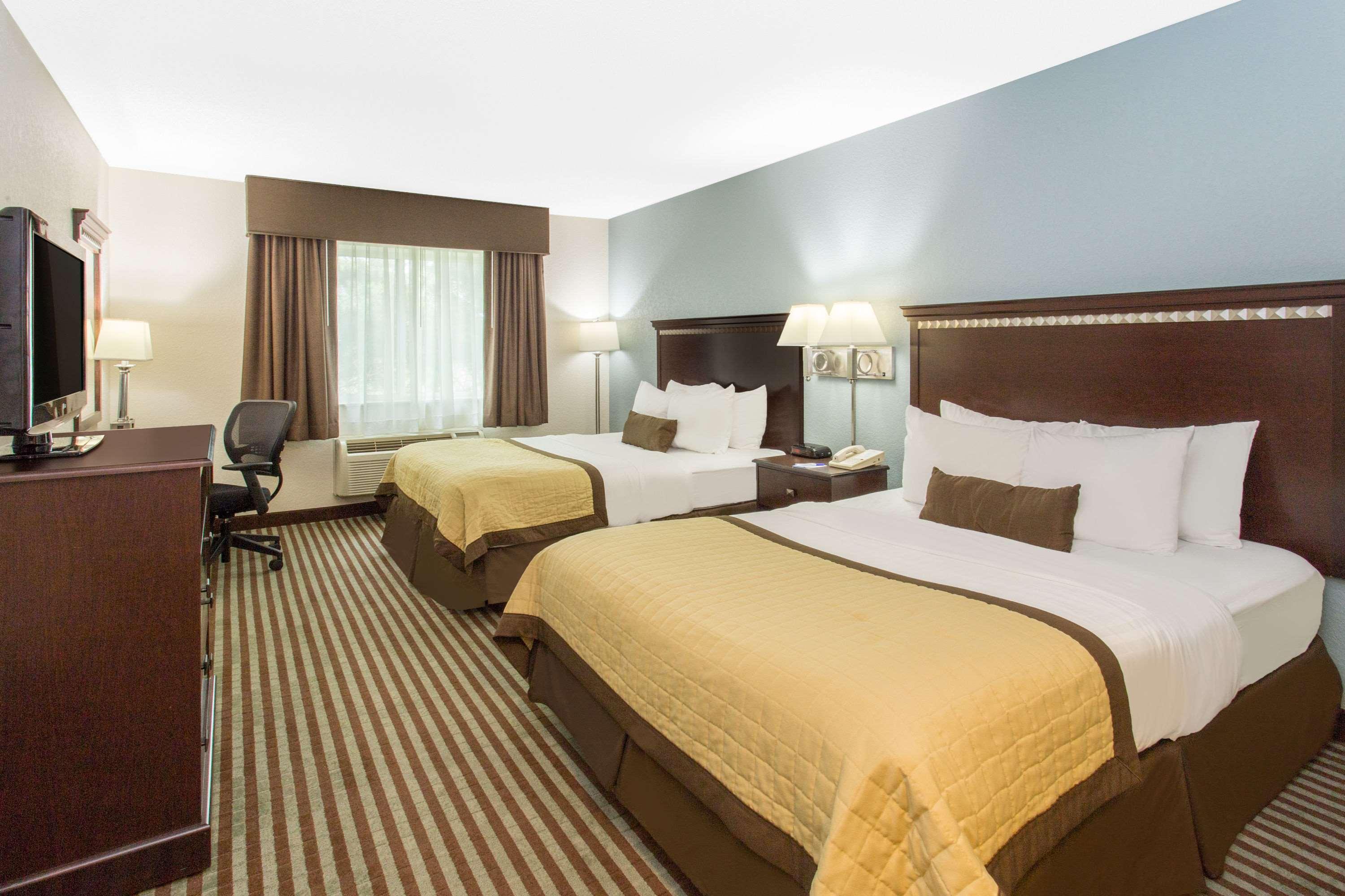 Baymont Inn & Suites Mattoon — photo 5