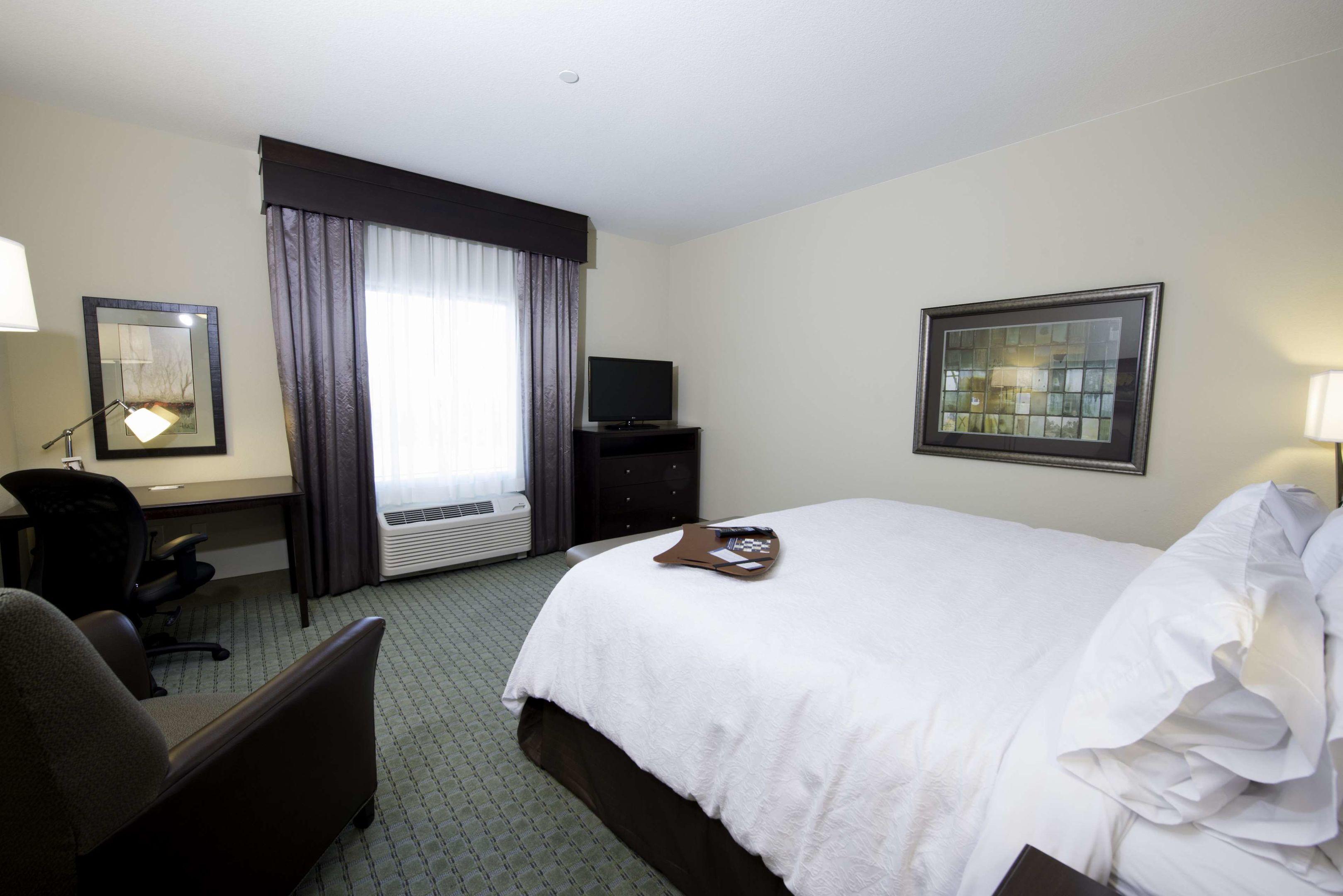 Hampton Inn & Suites Bismarck Northwest — photo 5