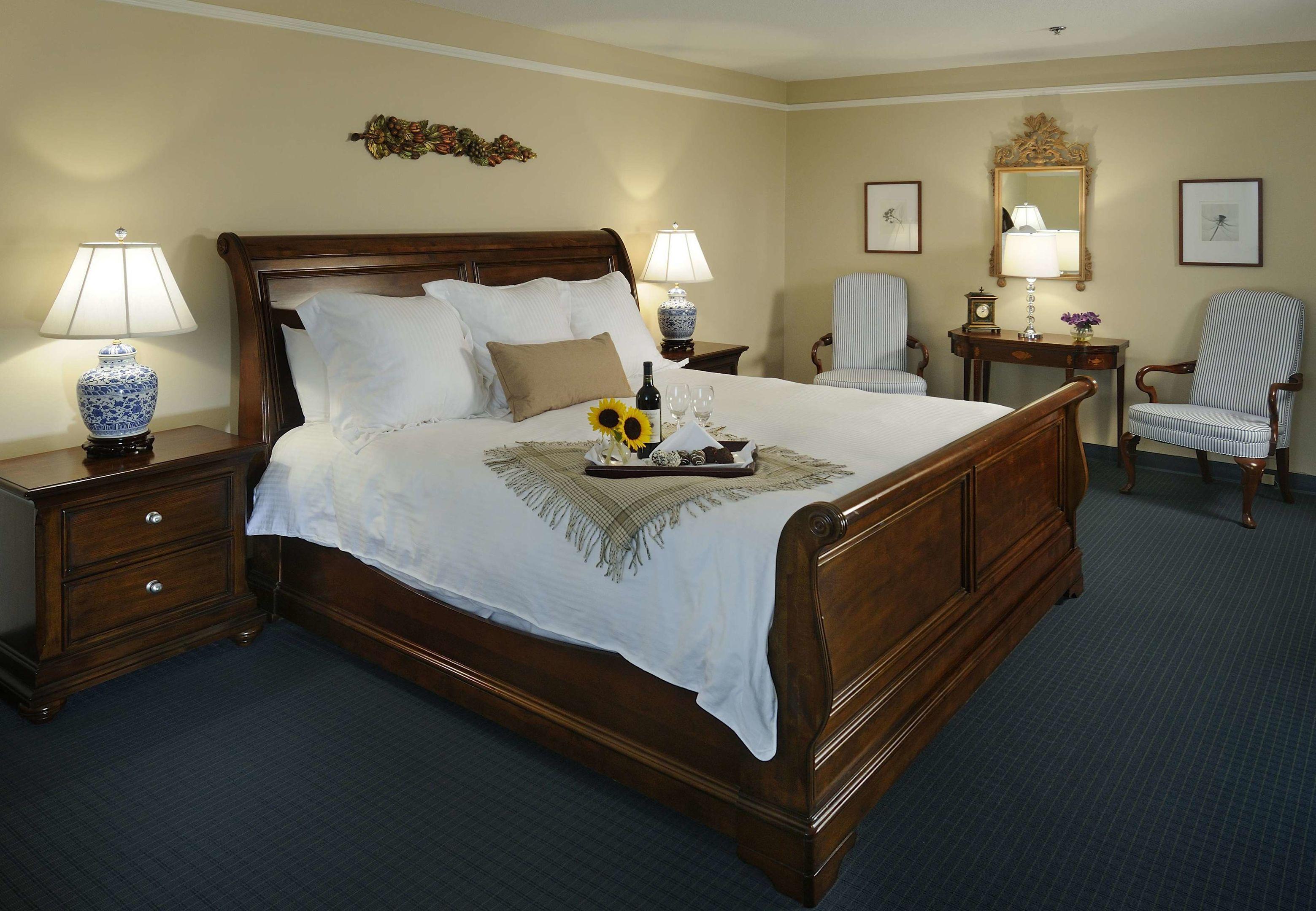 Simsbury Inn — photo 4
