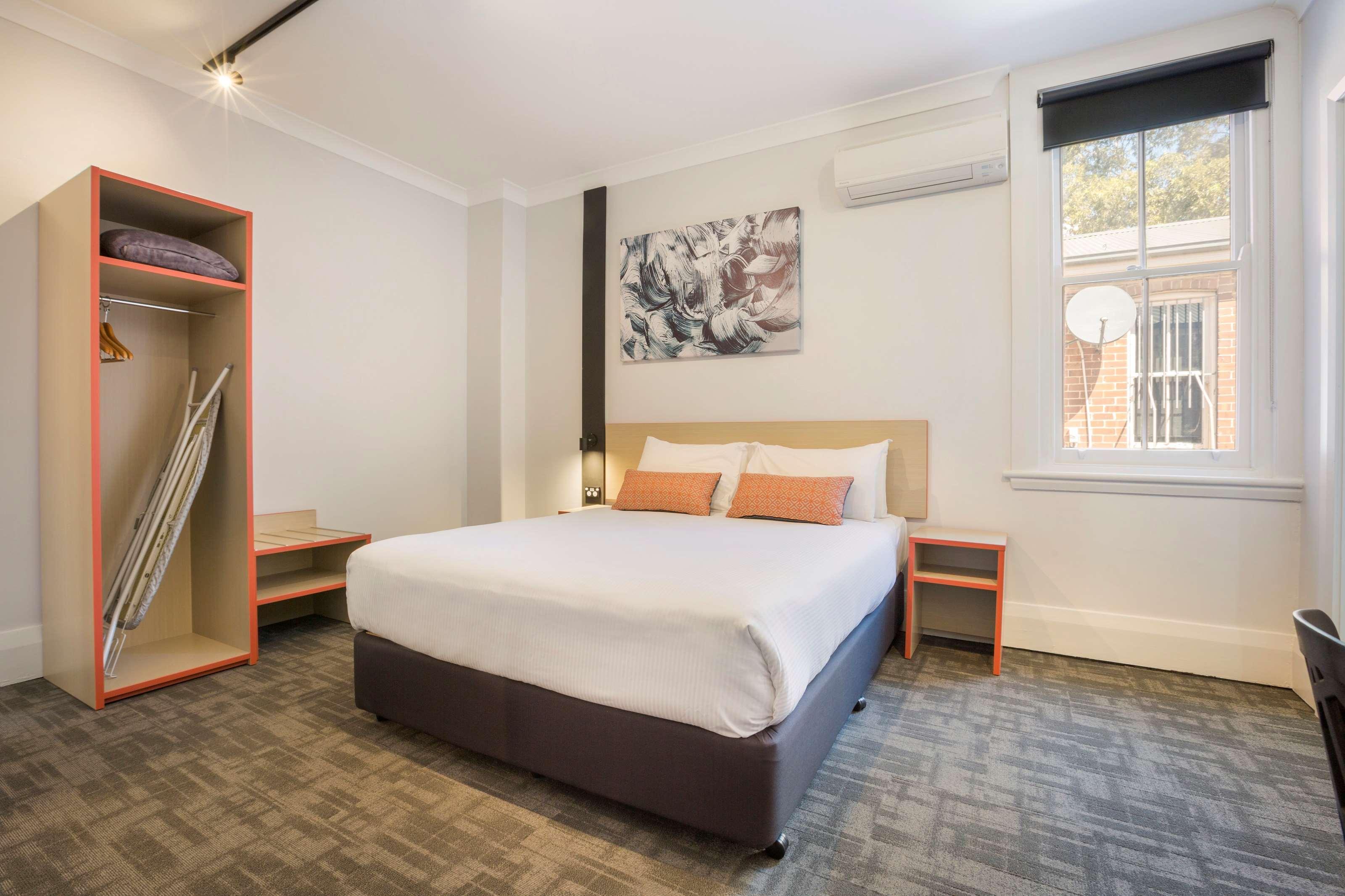 Regents Park Hotel — photo 5
