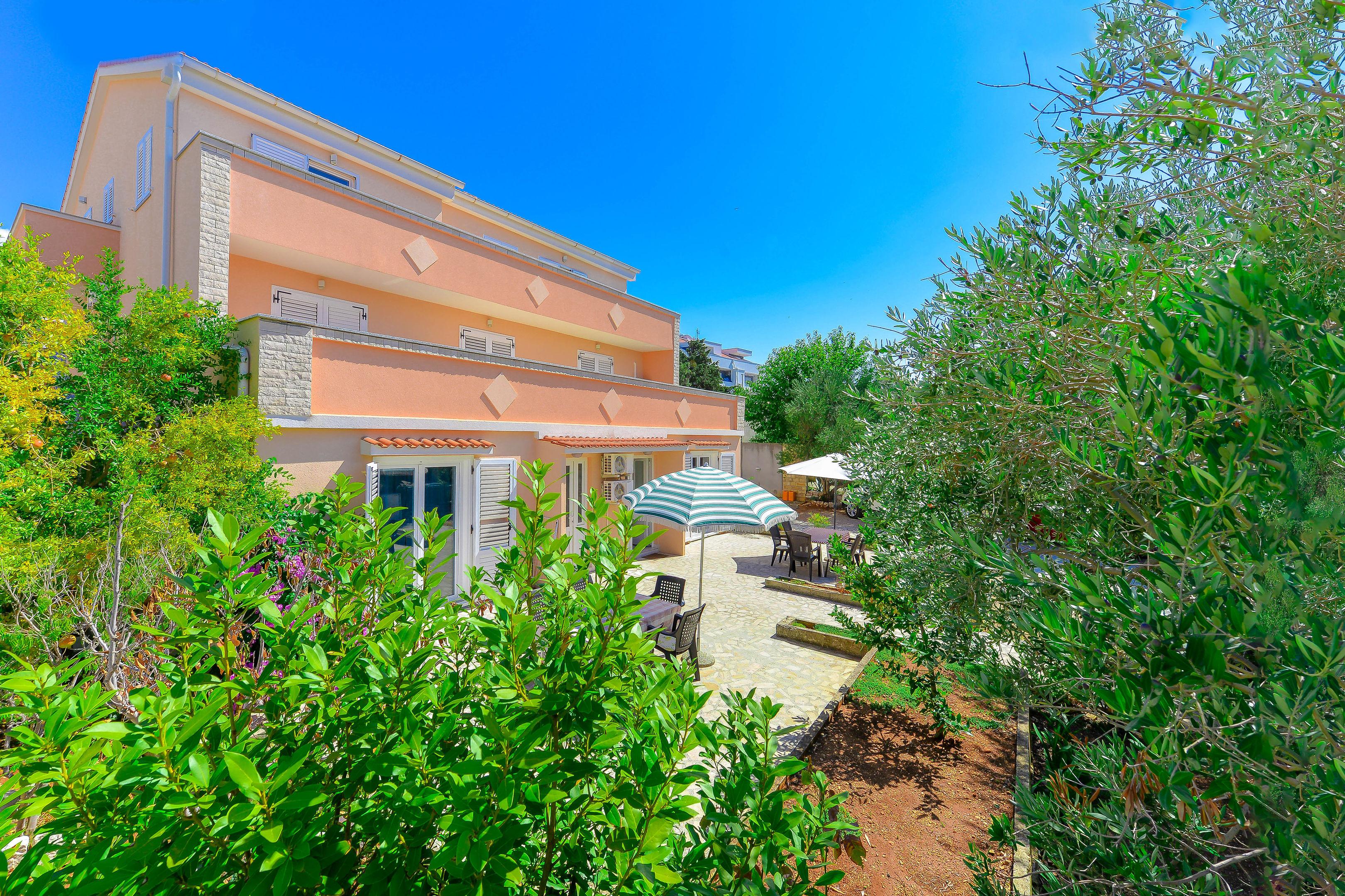 Tena Apartments — photo 3