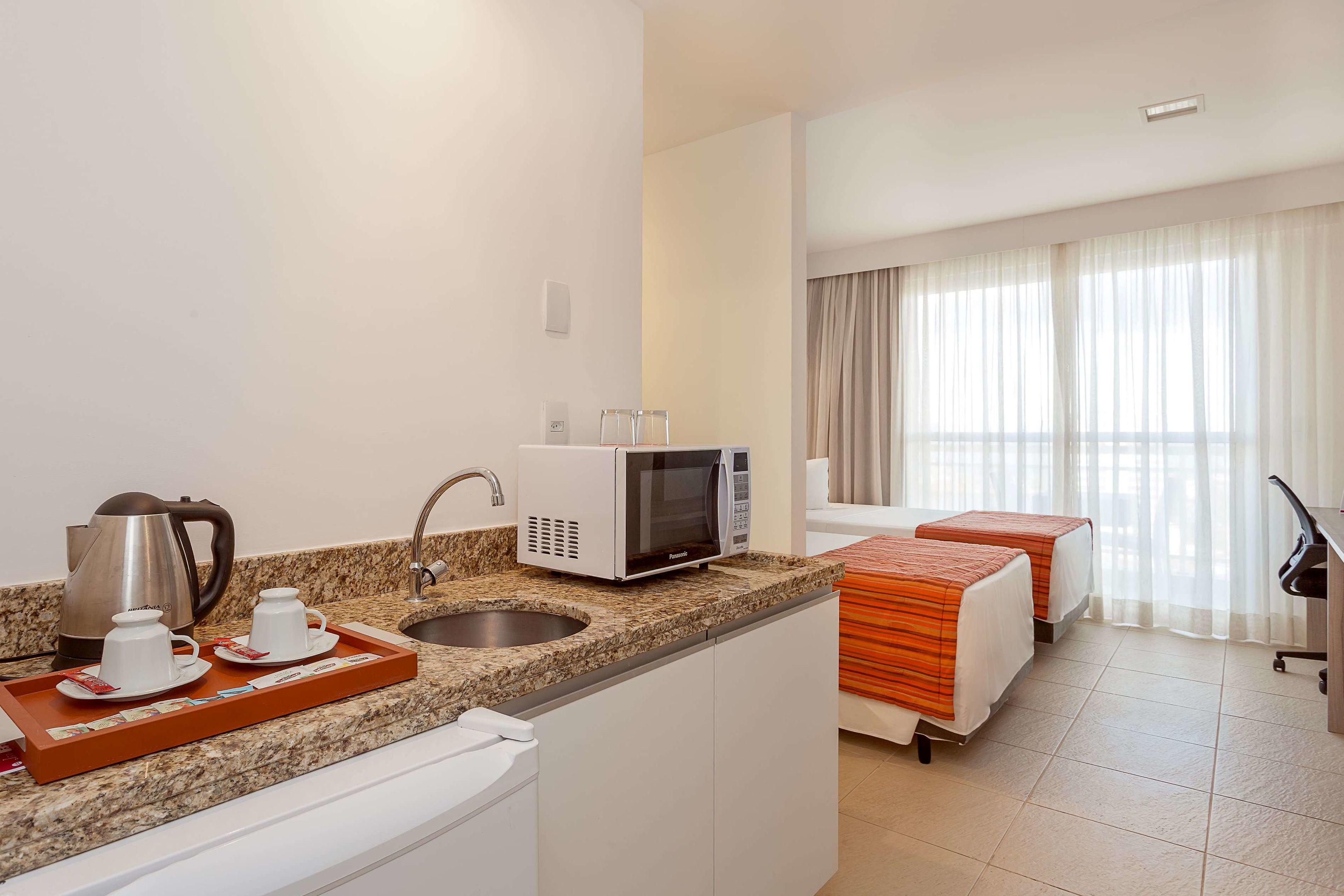 Ramada Hotel and Suites Macae — photo 3