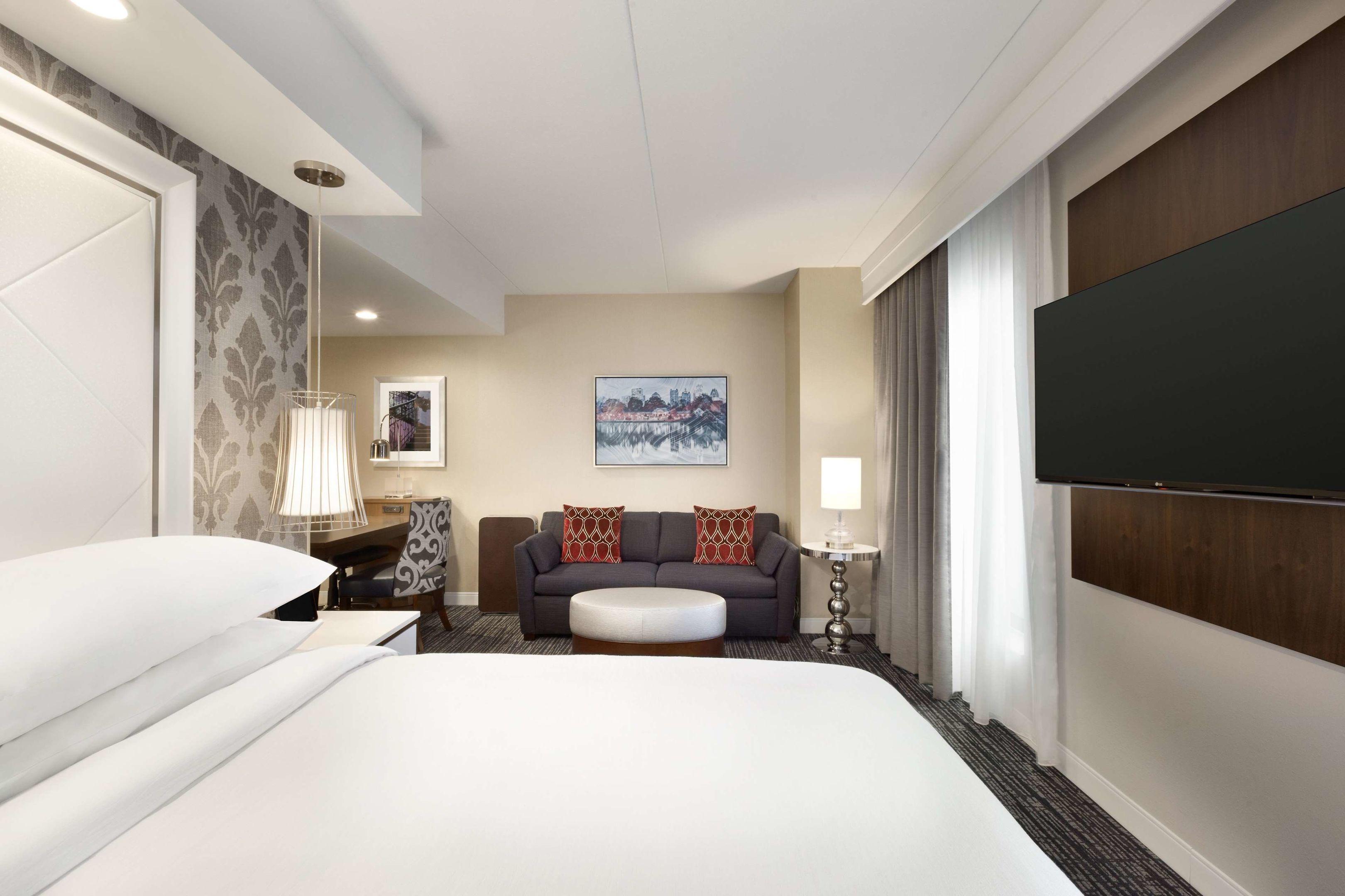 Embassy Suites by Hilton Atlanta NE Gwinnett Sugarloaf — photo 5
