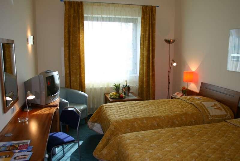 Ramada Airport Hotel Prague — photo 4