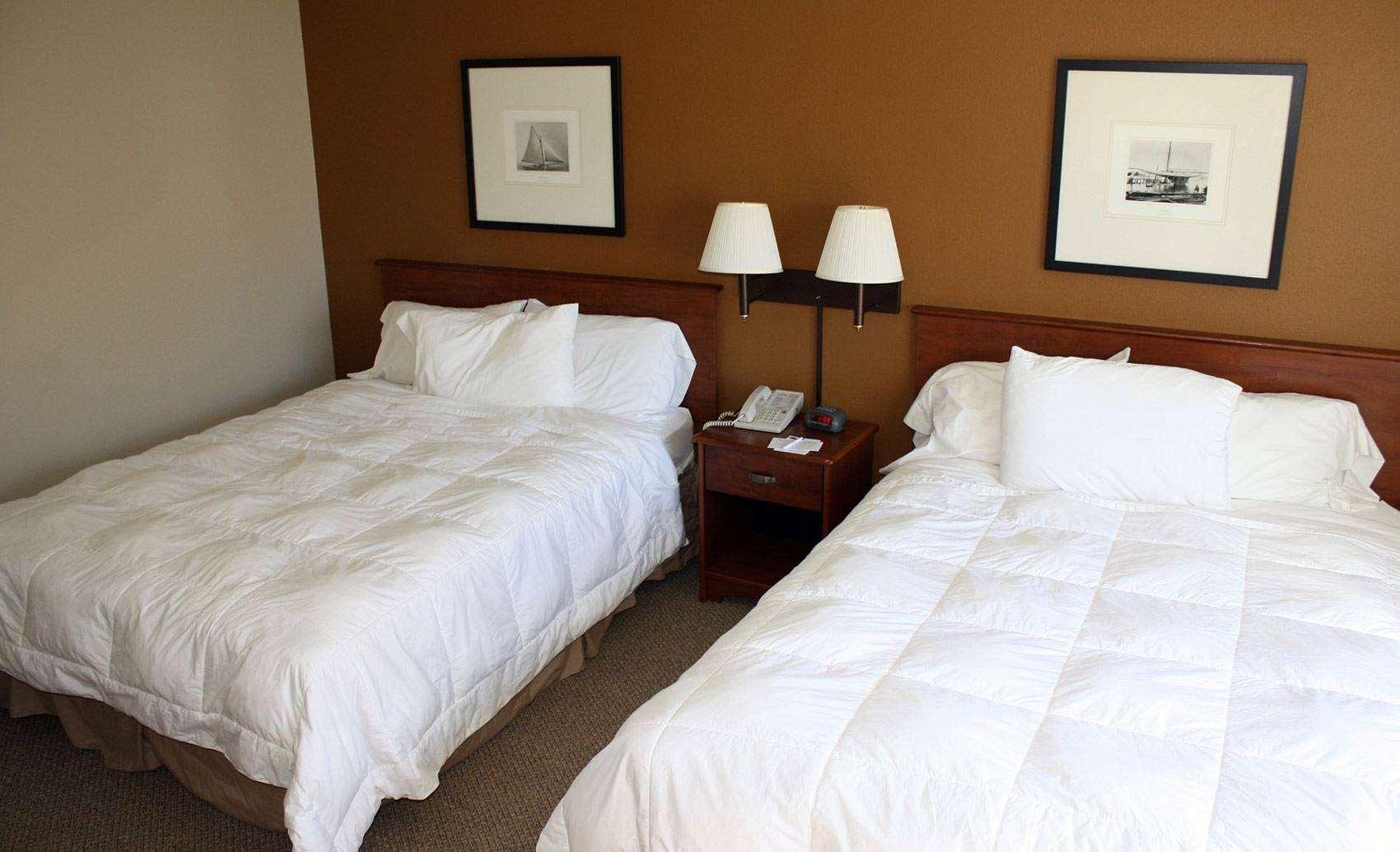AmericInn Lodge & Suites Charlevoix — photo 4