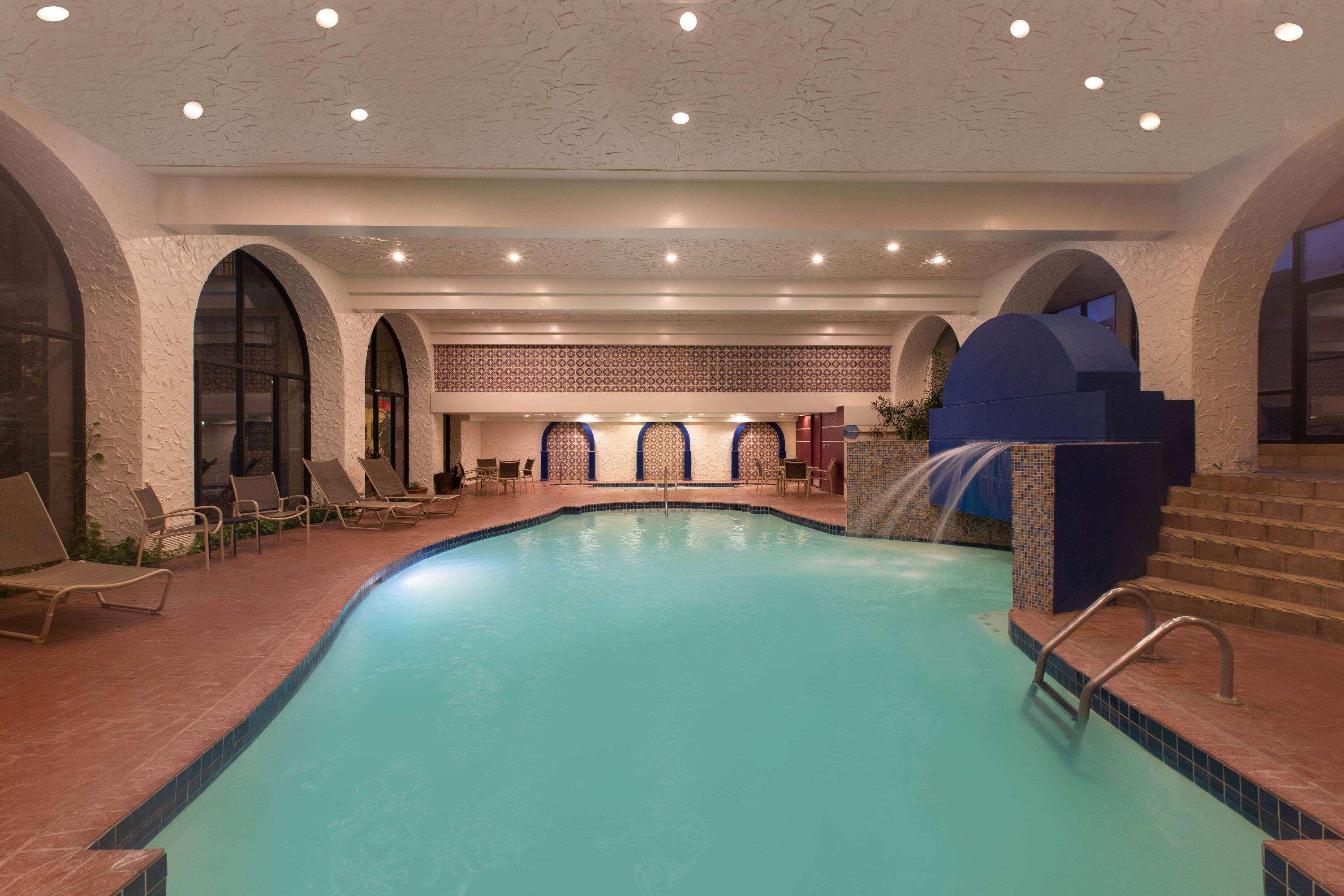 Aksarben Suites Omaha — photo 4