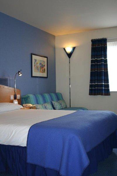 Holiday Inn Express Southampton West — photo 4