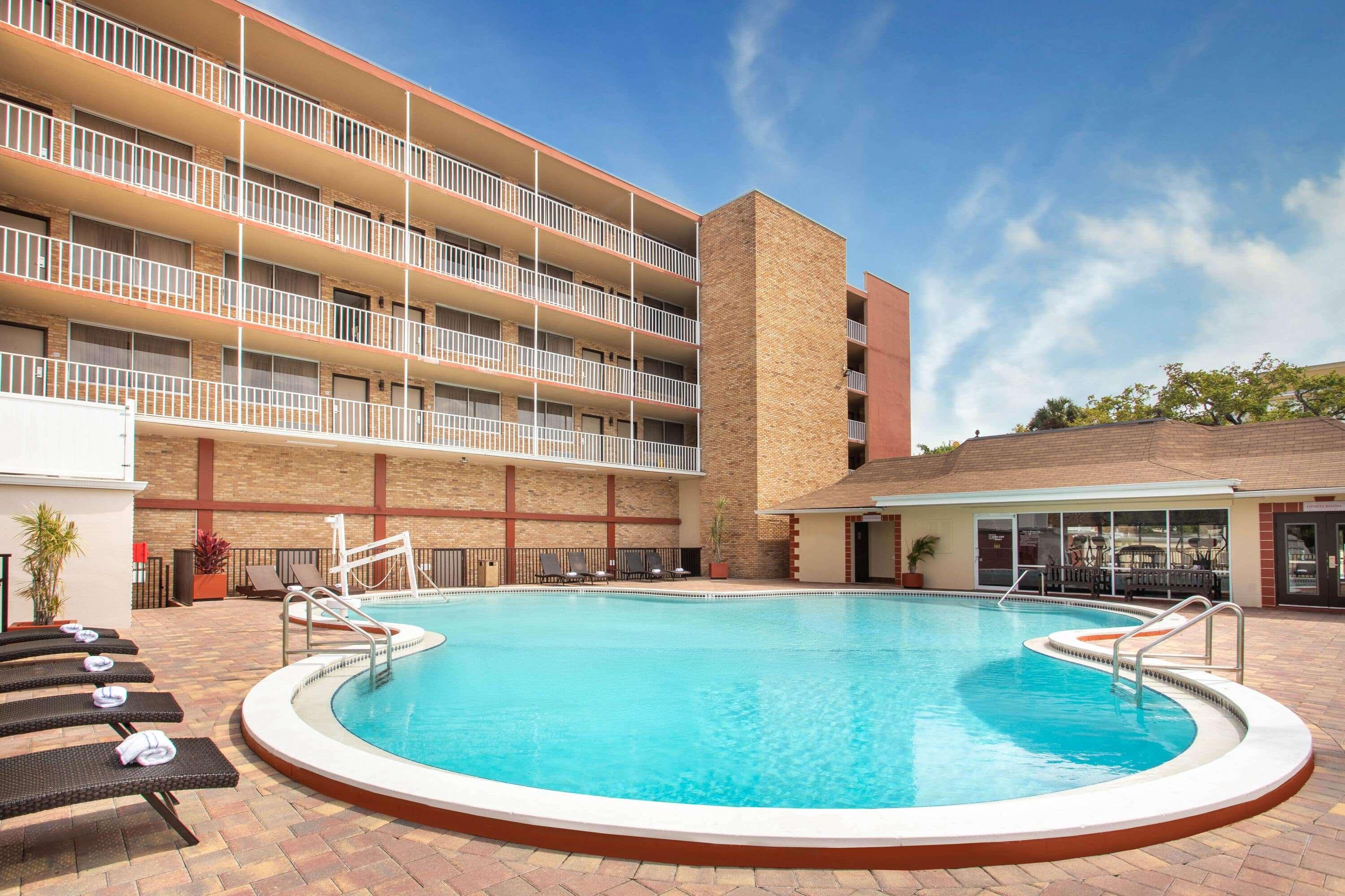 Ramada Tampa Airport Westshore — photo 5