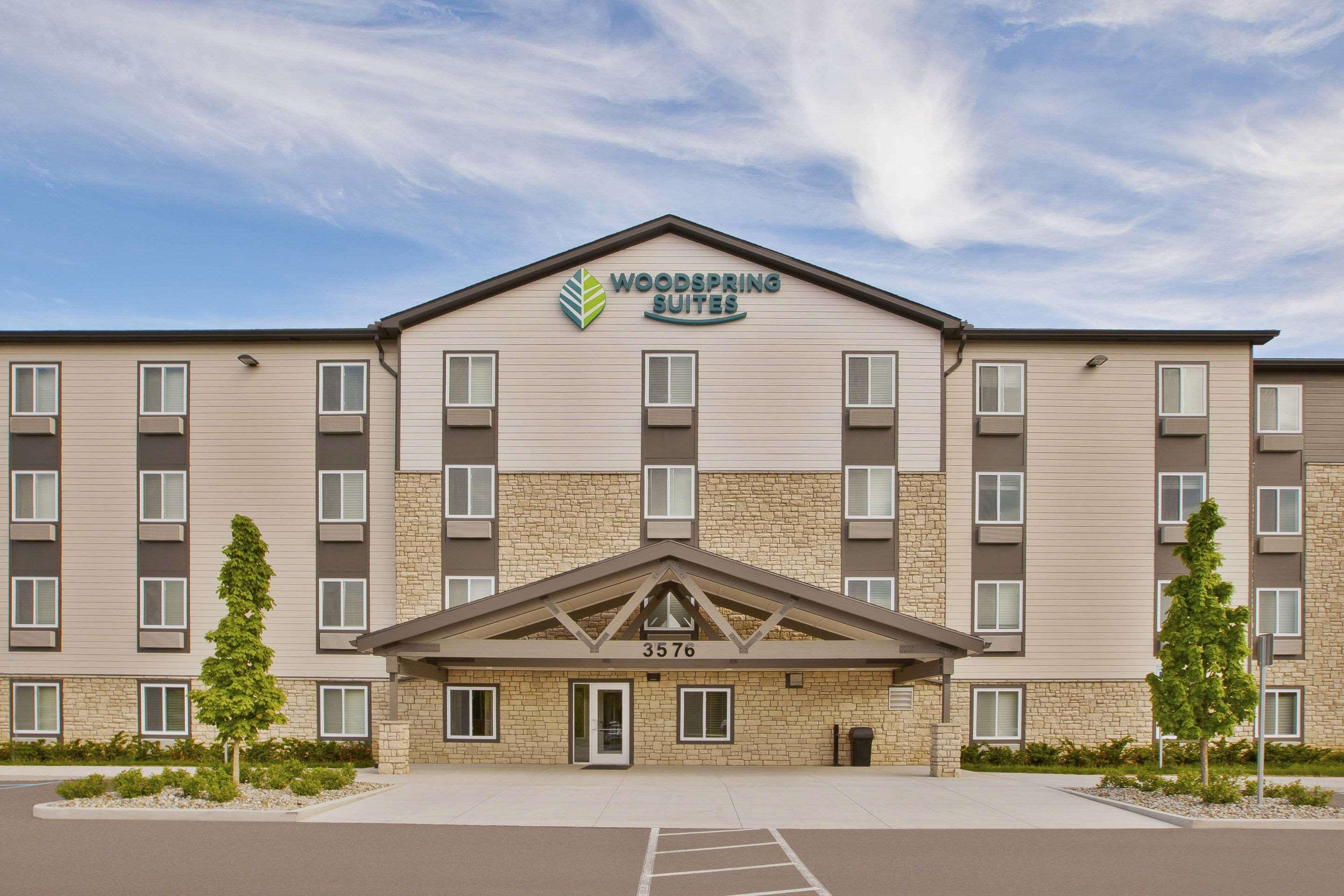 WoodSpring Suites Detroit Rochester Hills