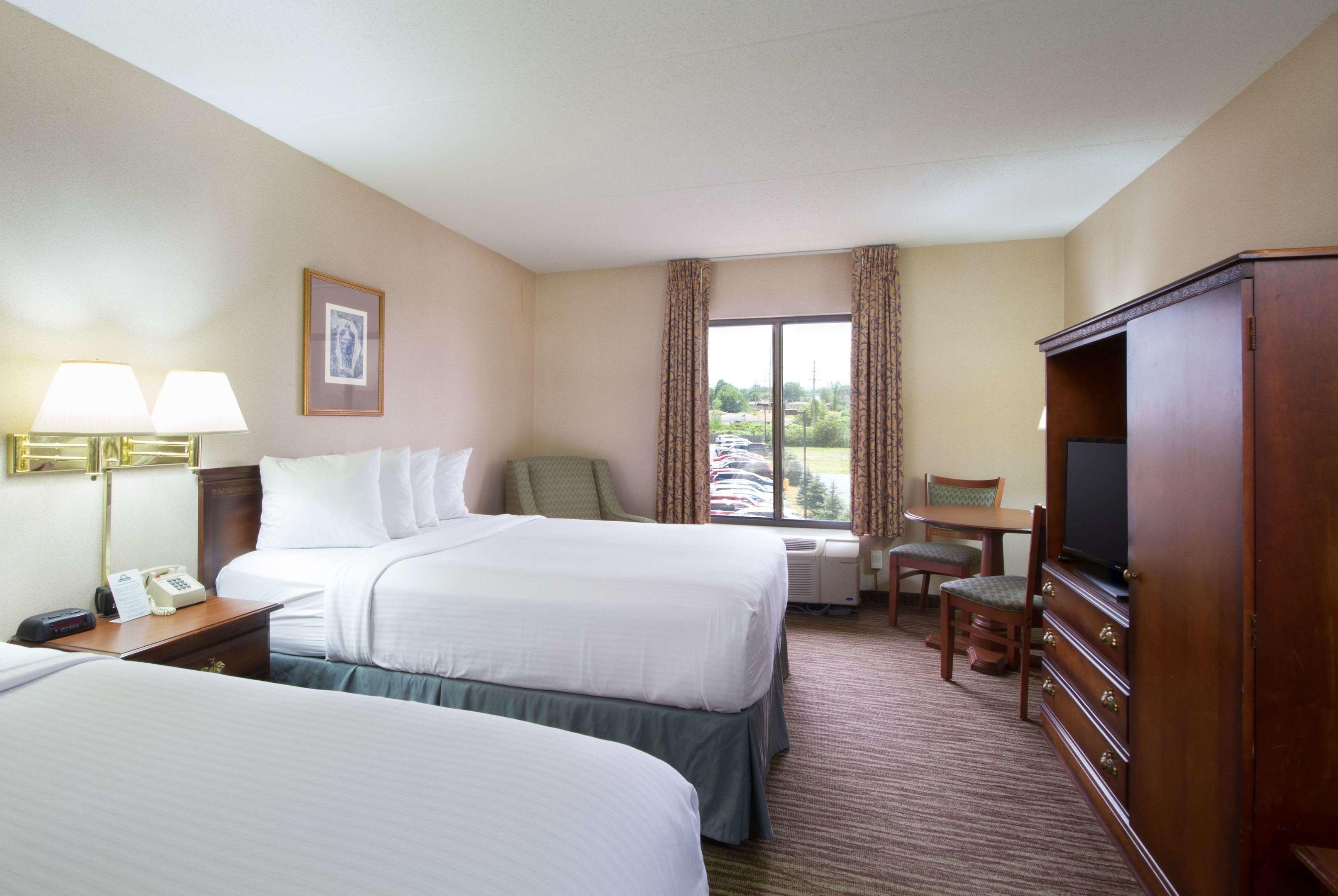 Days Hotel Buffalo Airport — photo 5