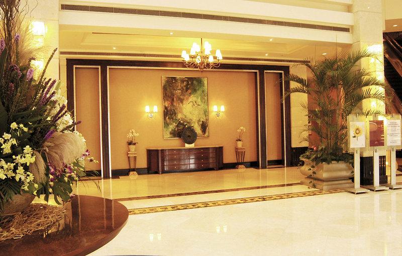 Golden Tulip Shanghai Rainbow Hotel — photo 5
