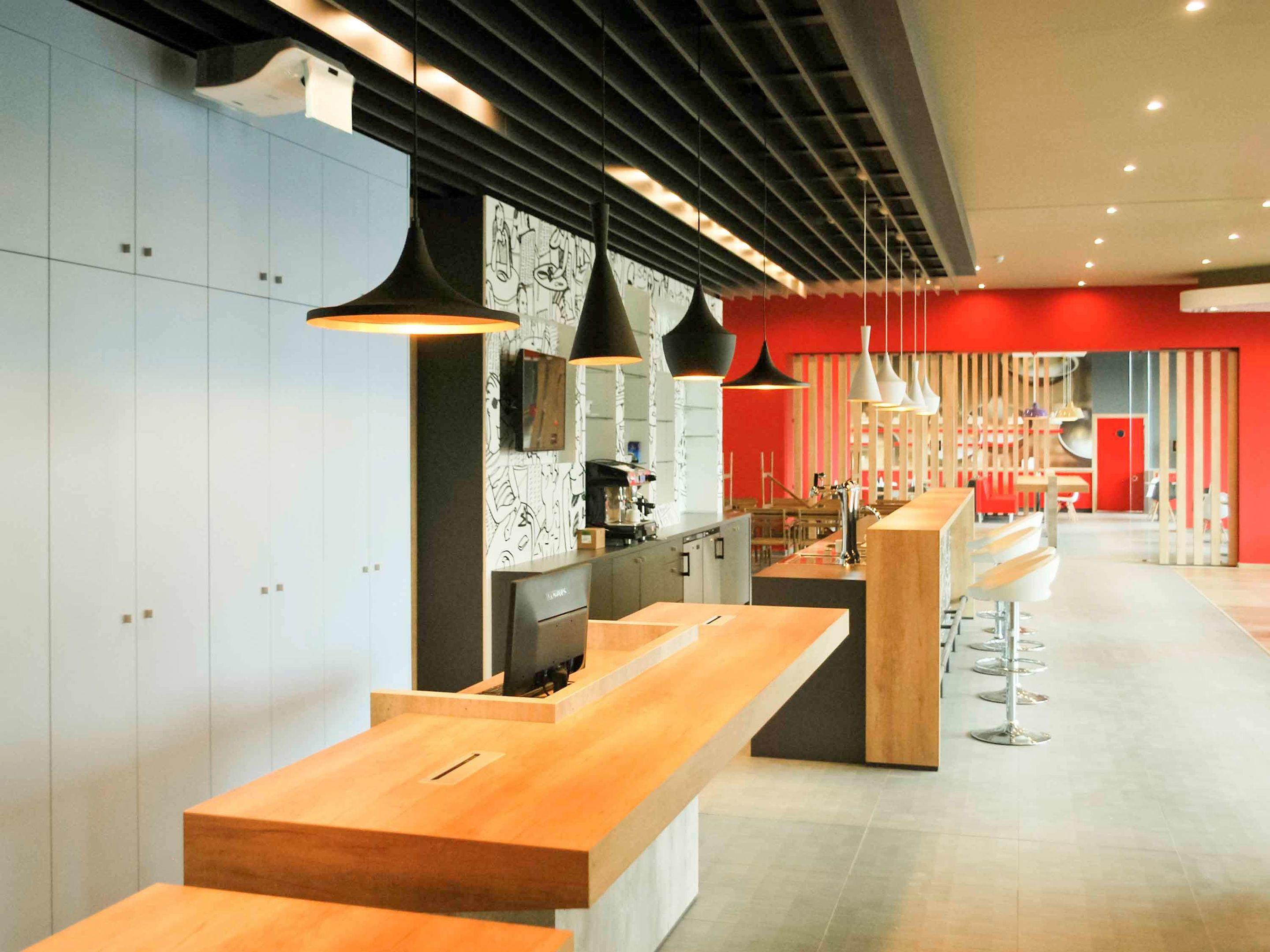 ibis Sofia Airport — photo 5
