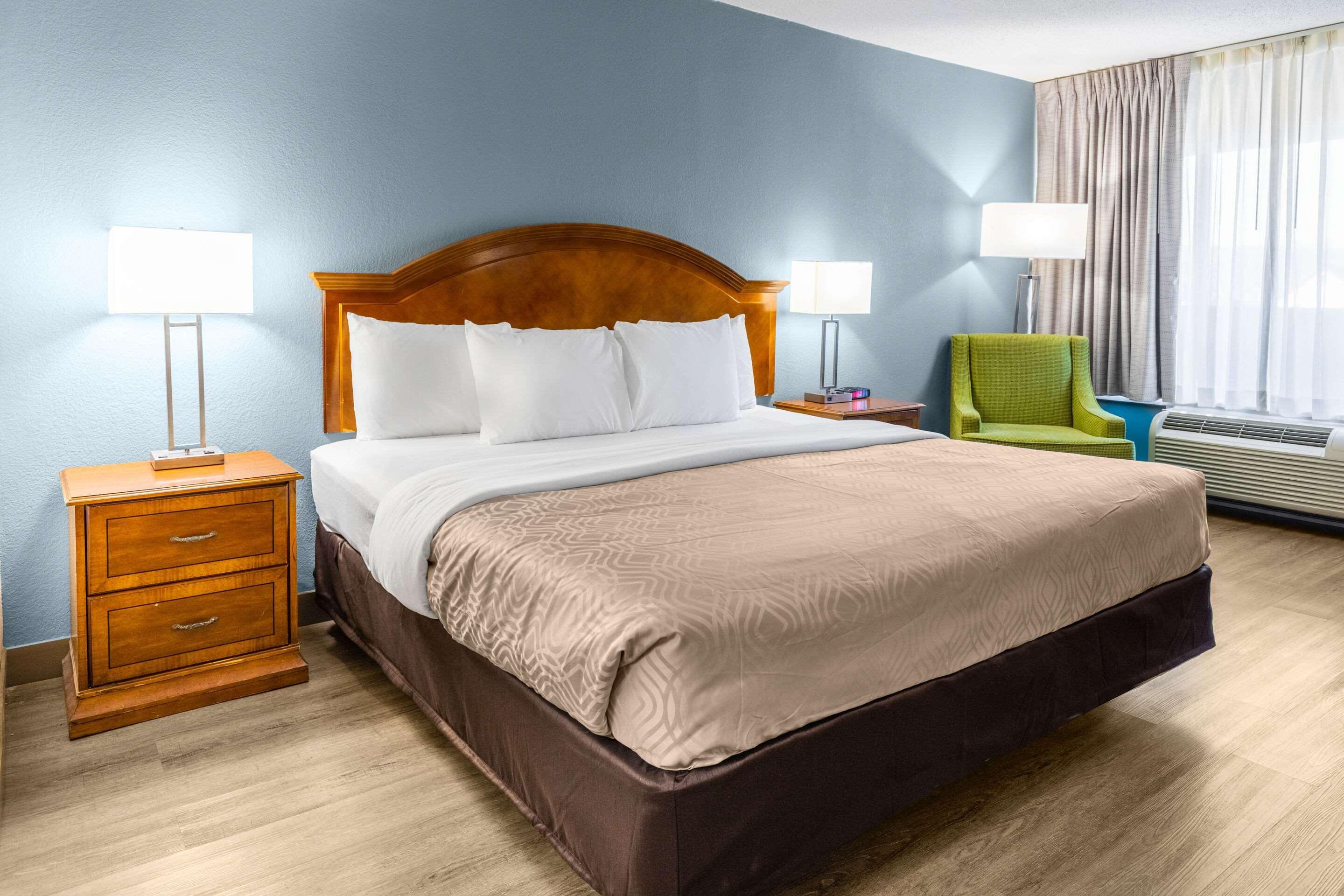 Econo Lodge — photo 4