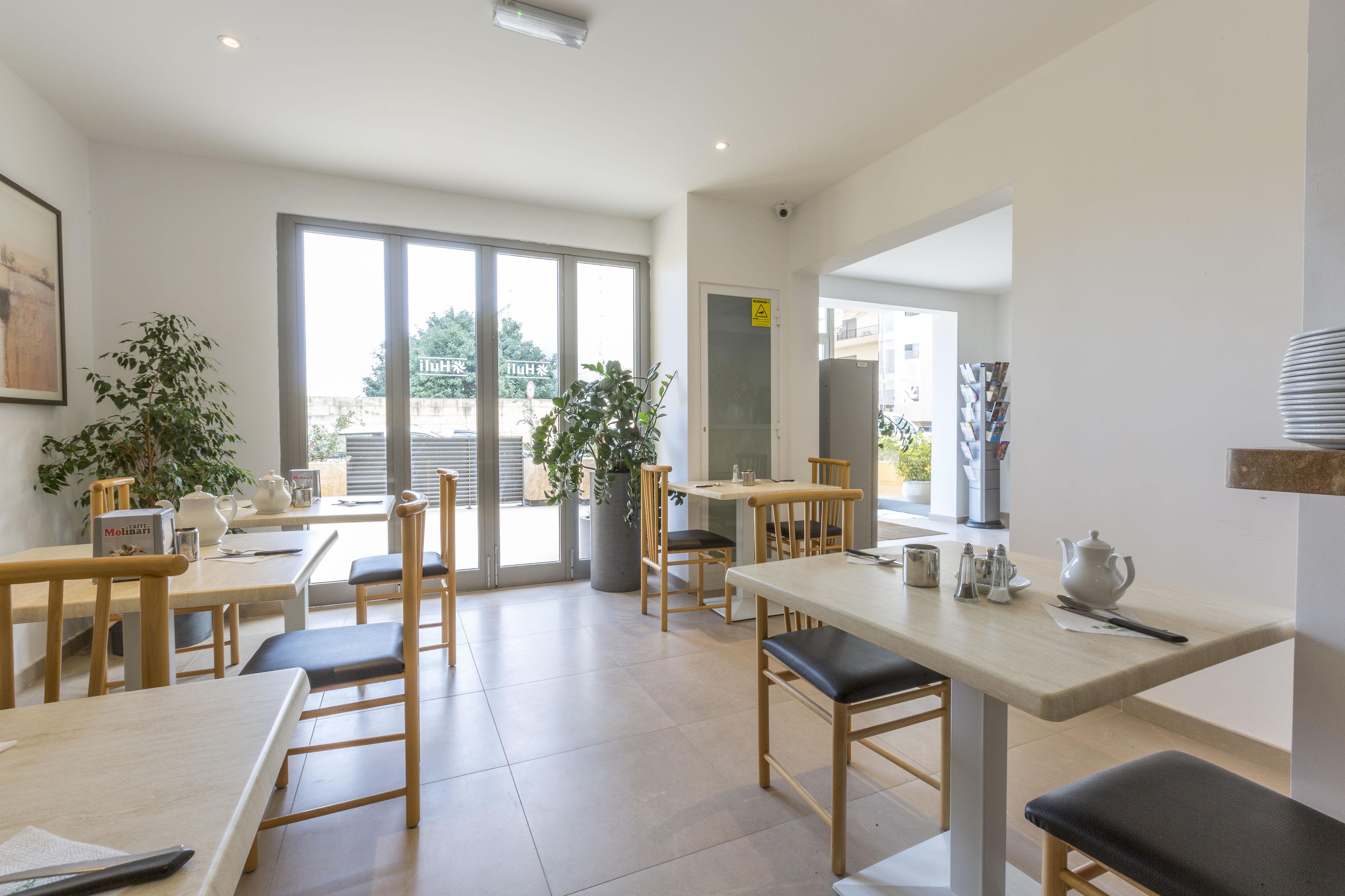 Huli Hotel & Apartments — photo 5