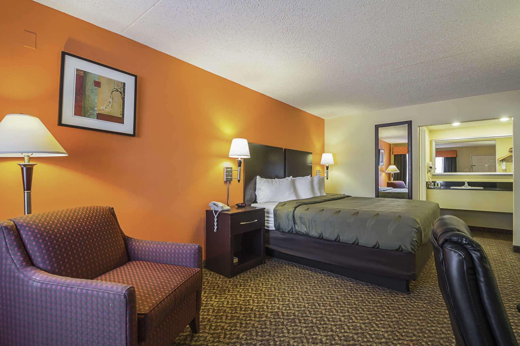 Quality Inn & Suites — photo 5
