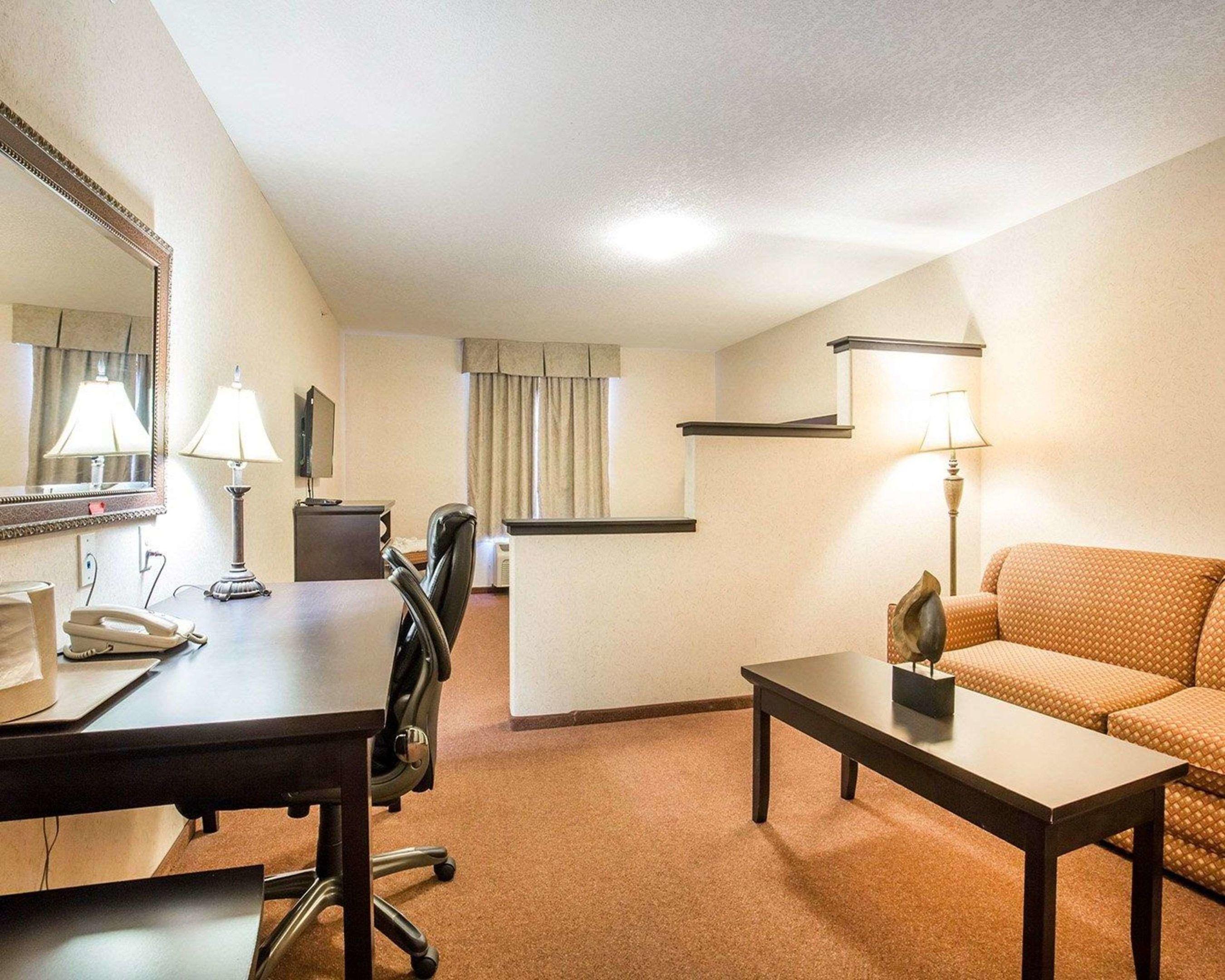 Quality Inn & Suites — photo 5