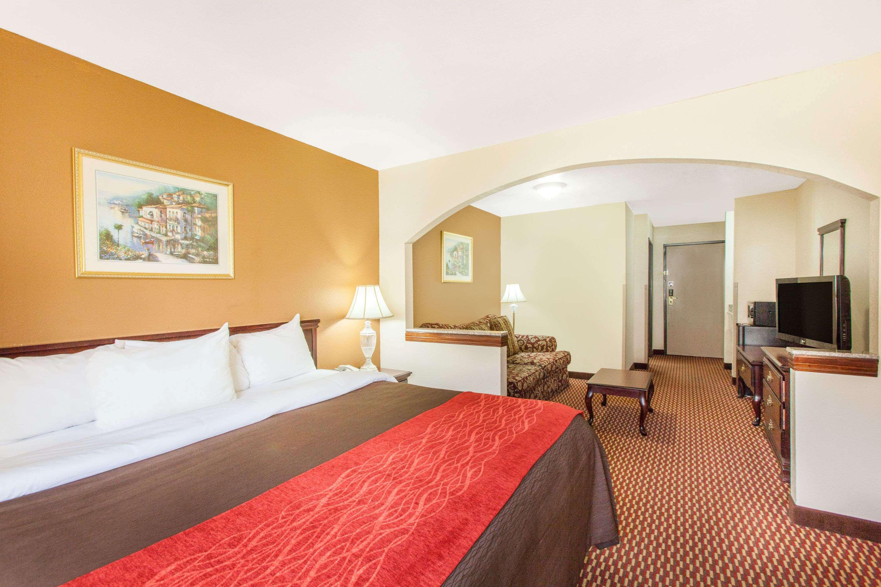 Baymont Inn & Suites Oklahoma City Edmond — photo 5