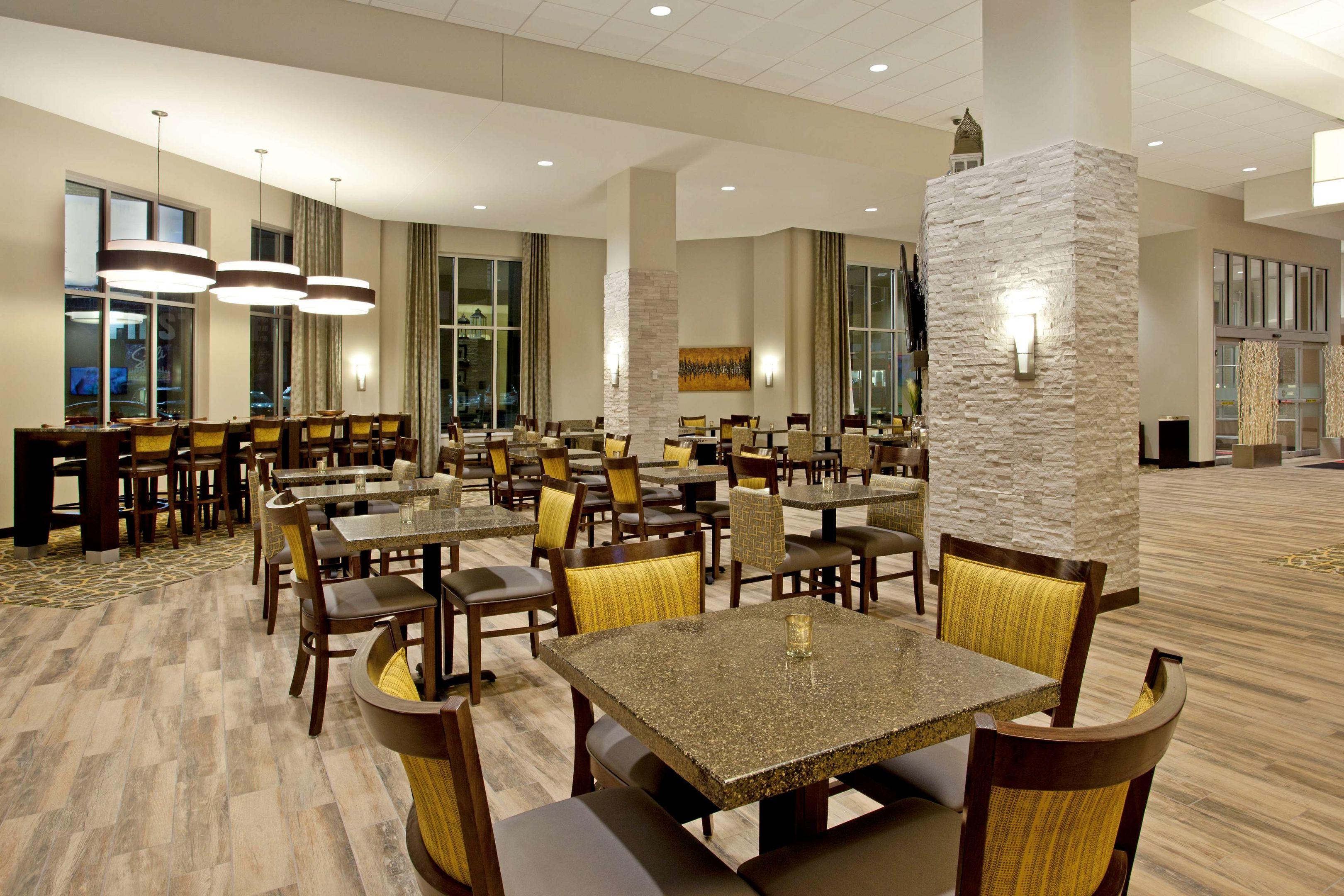 Hampton Inn & Suites - Minneapolis — photo 5