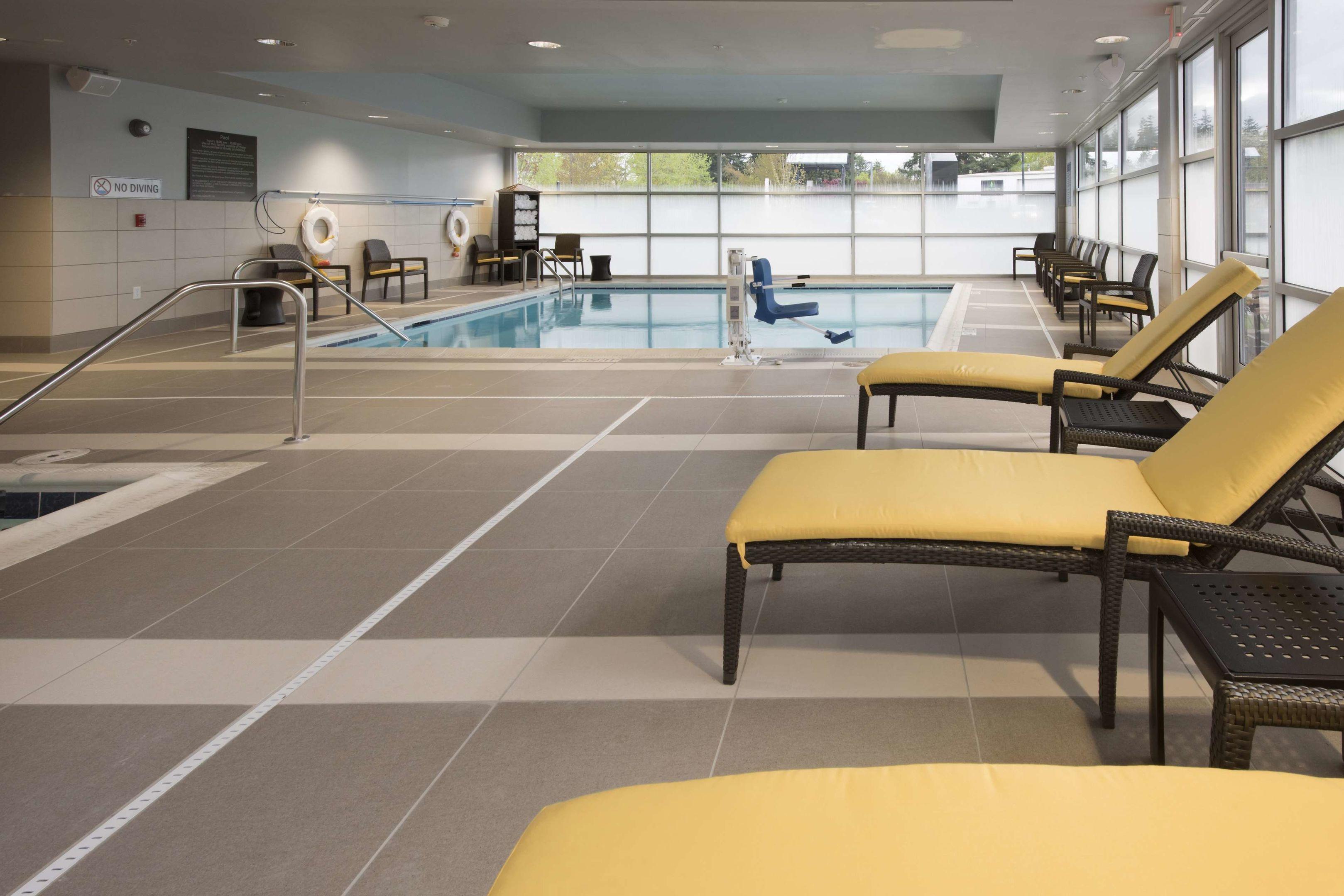 Hampton Inn & Suites Seattle/Redmond — photo 4