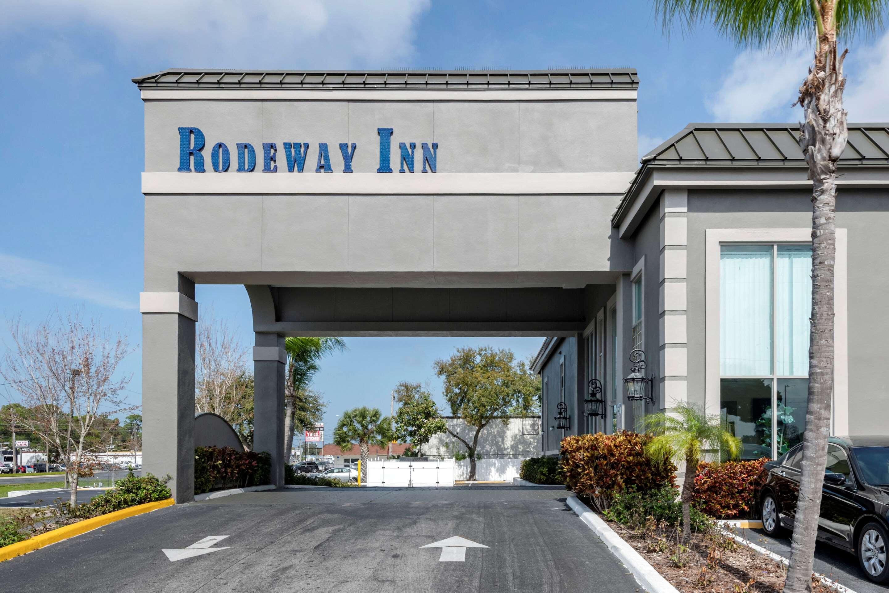 Rodeway Inn — photo 5