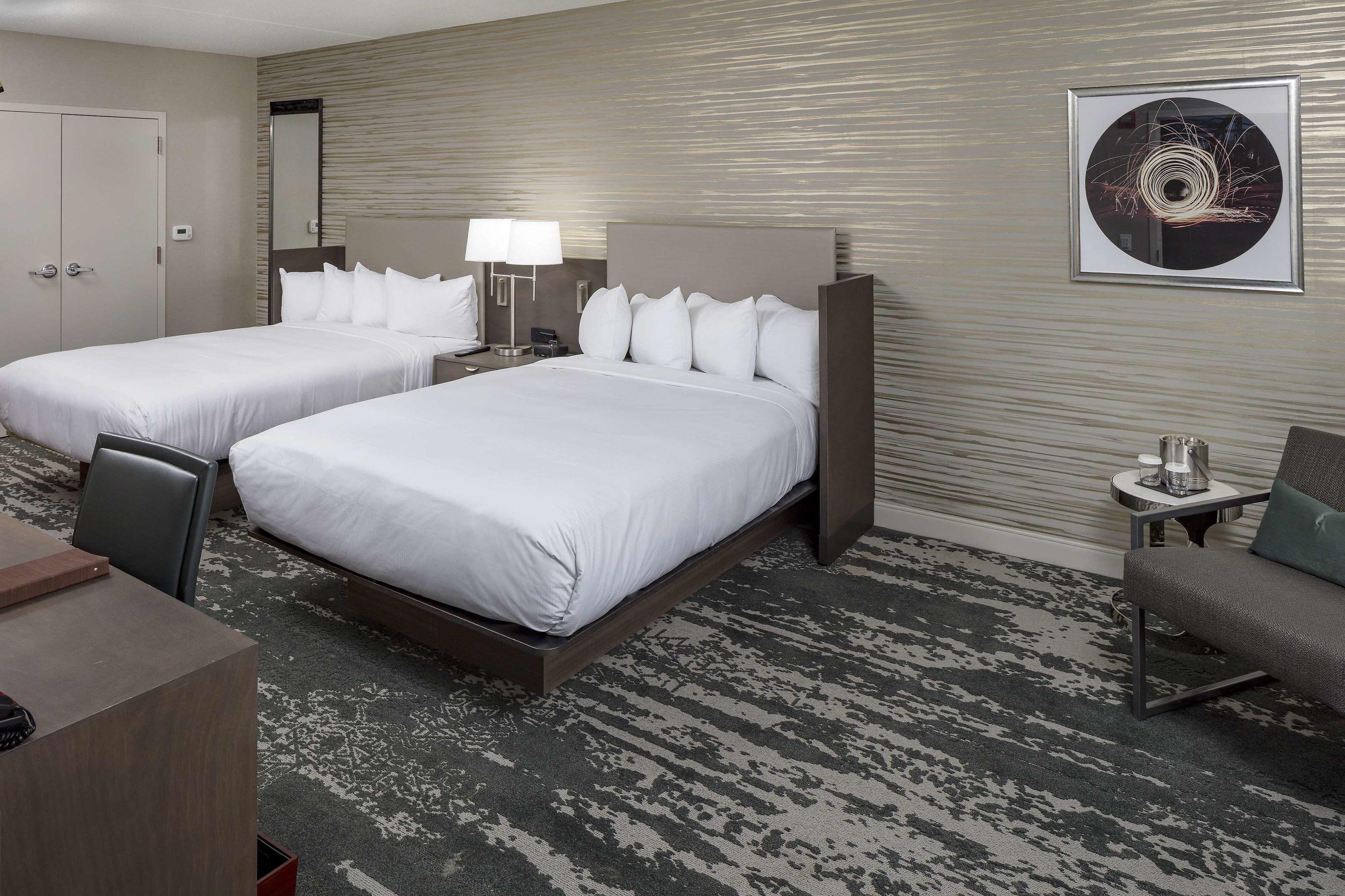 DoubleTree by Hilton Boston Logan Airport Chelsea — photo 4