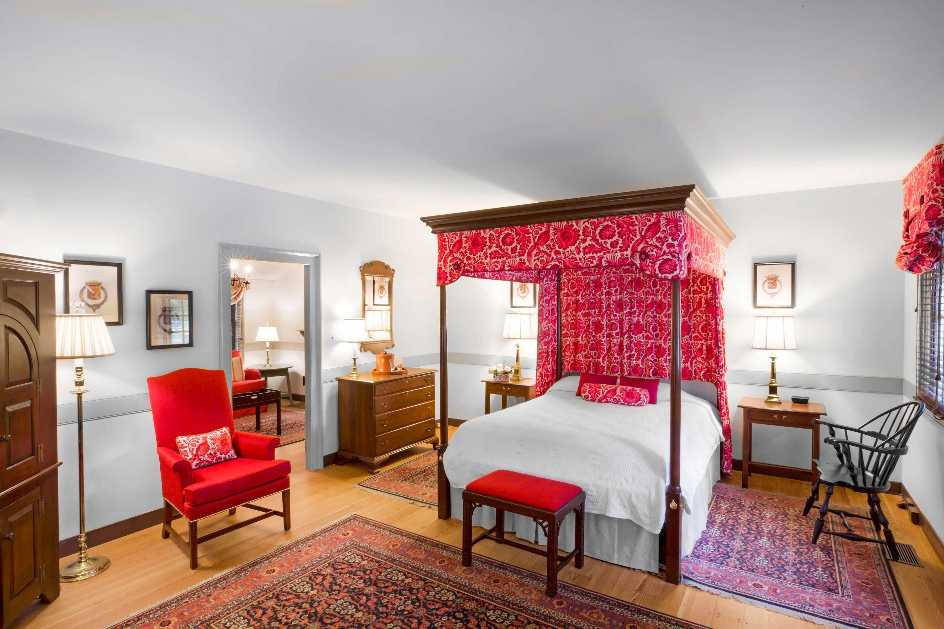 Colonial Houses Historic Lodging — photo 4