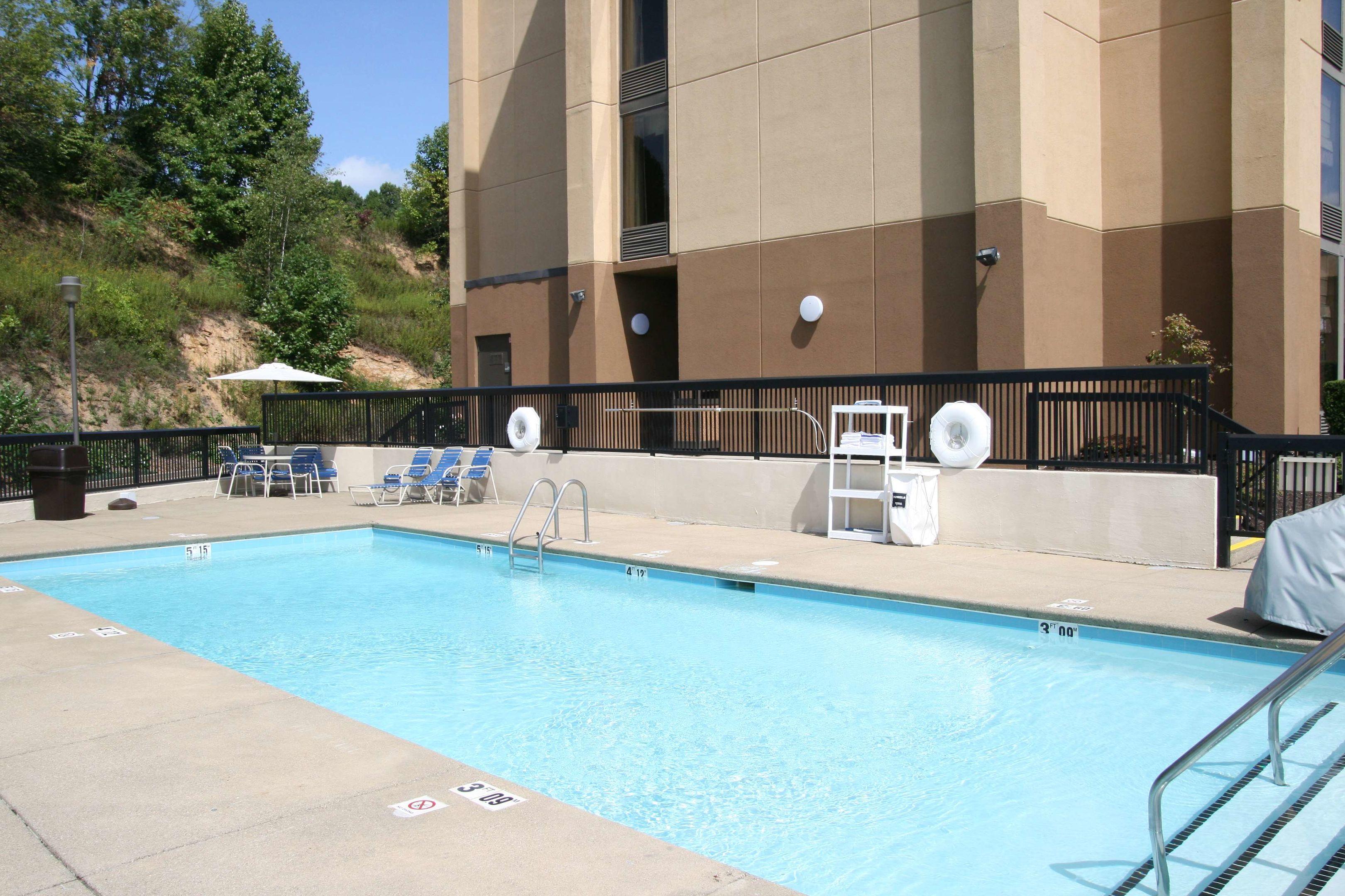 Hampton Inn Beckley — photo 3