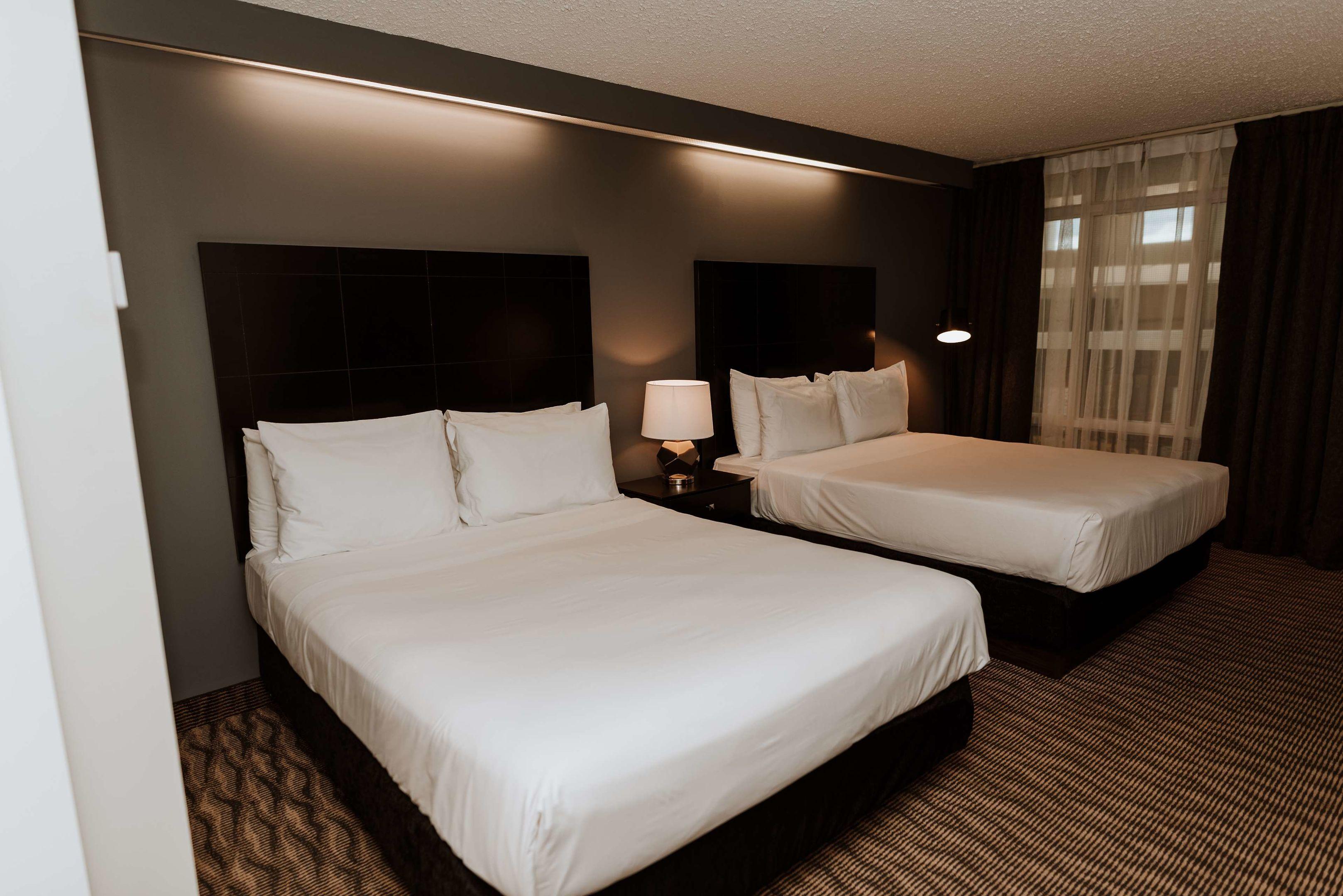 Coast Nisku Inn & Conference Centre — photo 4