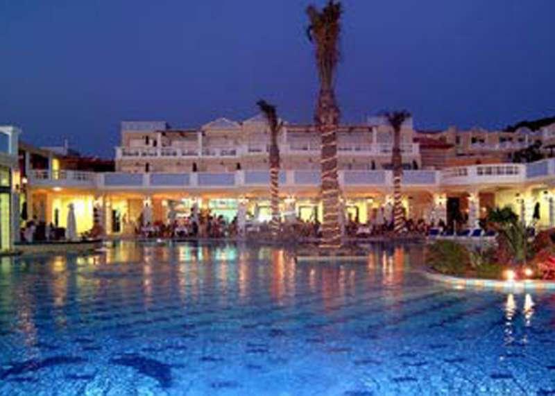 Radisson Blu Beach Resort — photo 5