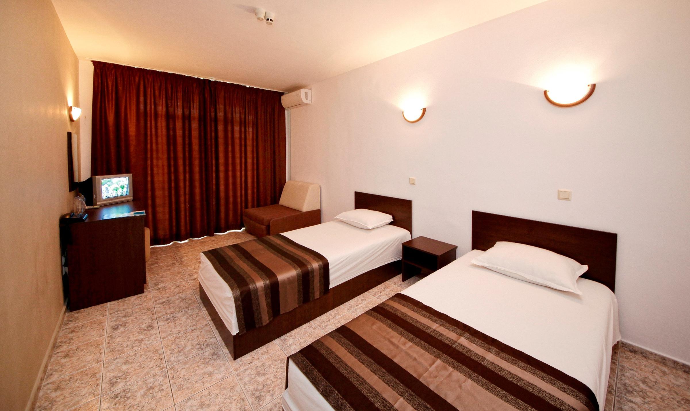 Party Hotel Golden Sands — photo 4