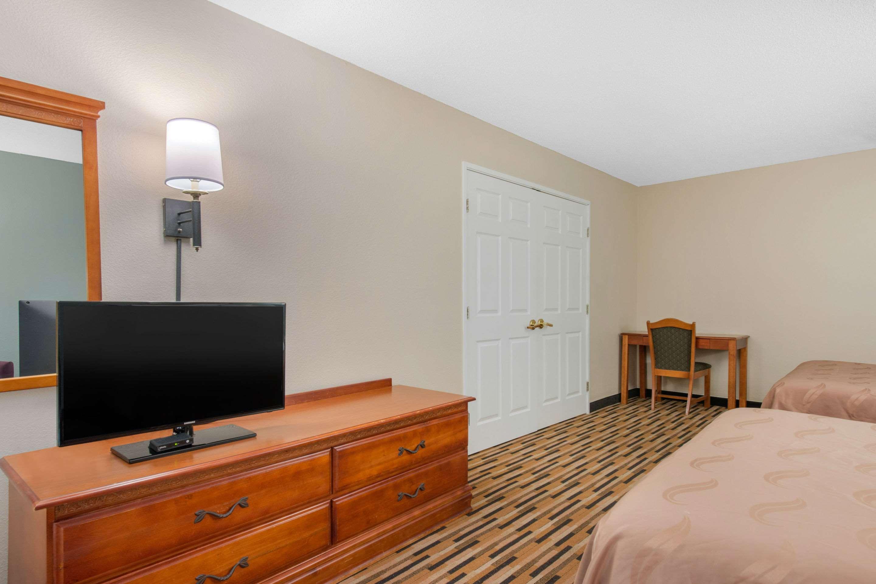 Quality Inn & Suites Savannah North — photo 5