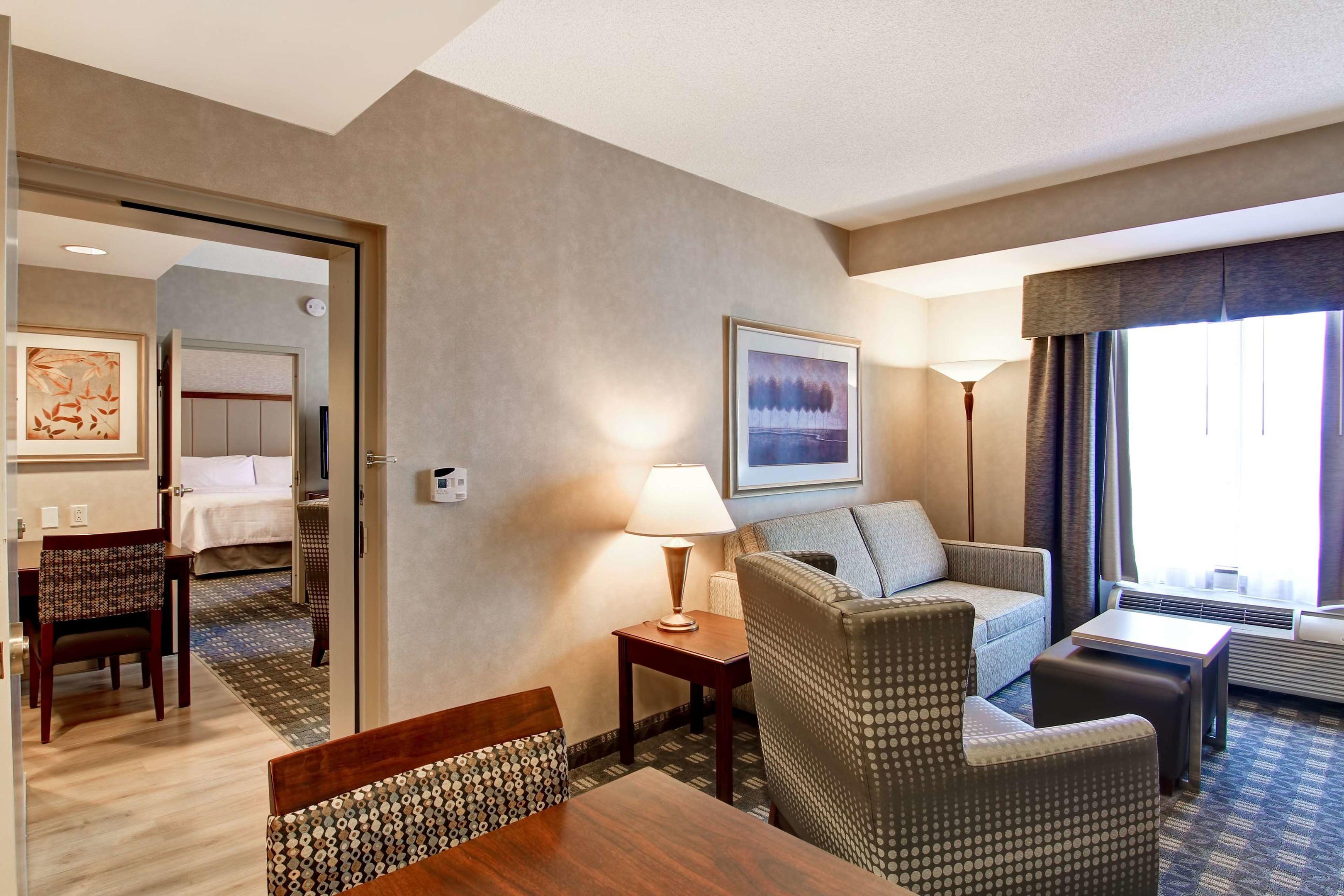 Homewood Suites Toronto-Oakville — photo 4