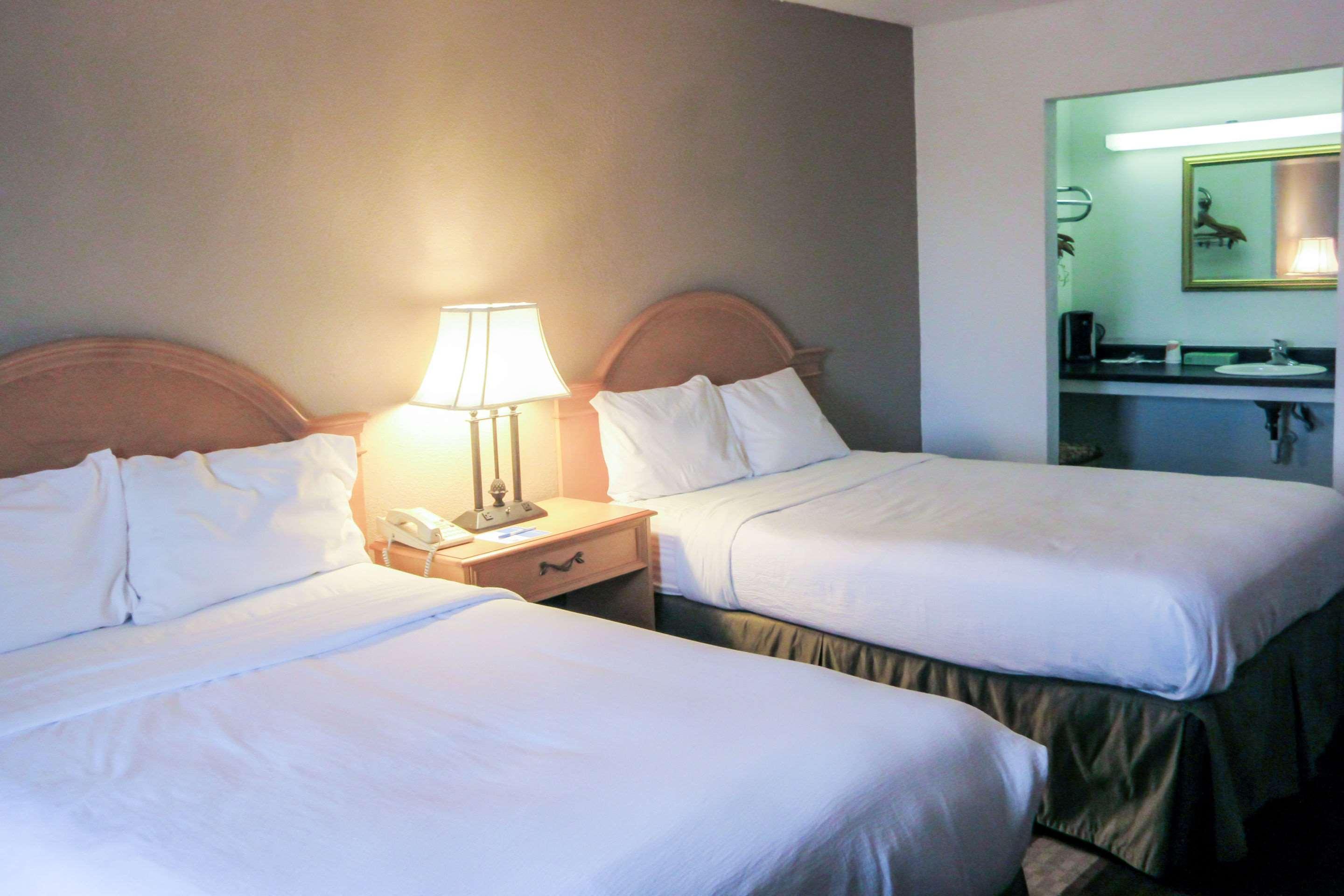 Rodeway Inn — photo 5