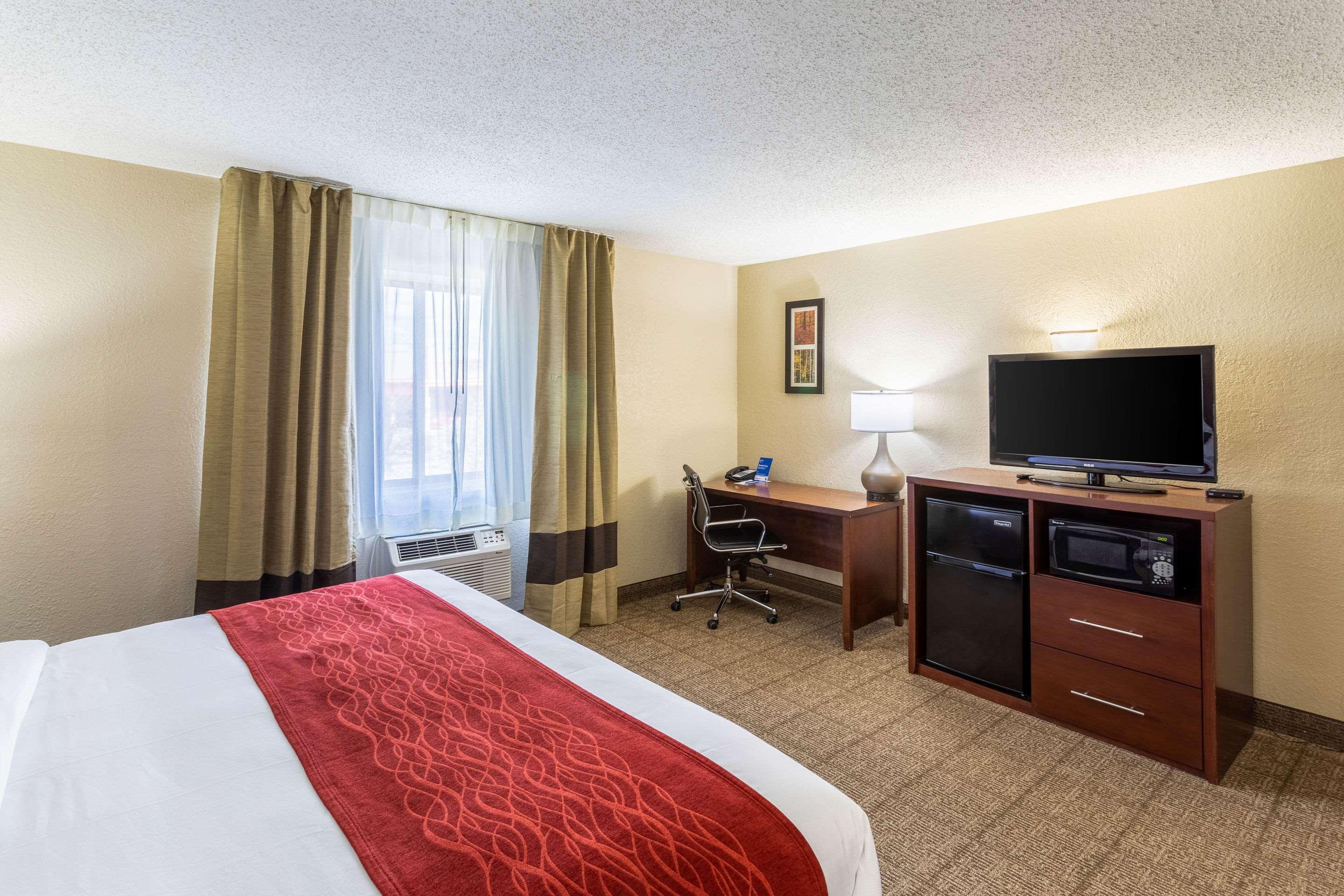 Comfort Inn — photo 4