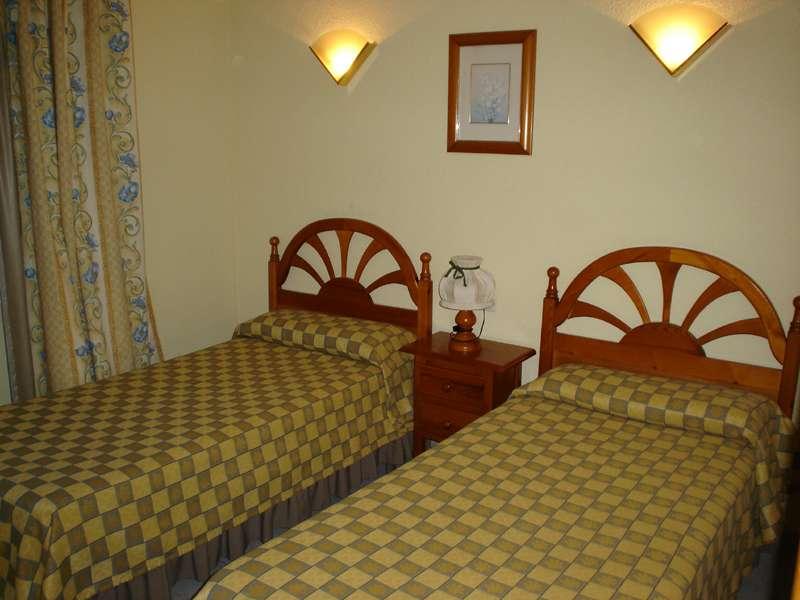 Ecuador Park Apartments — photo 3