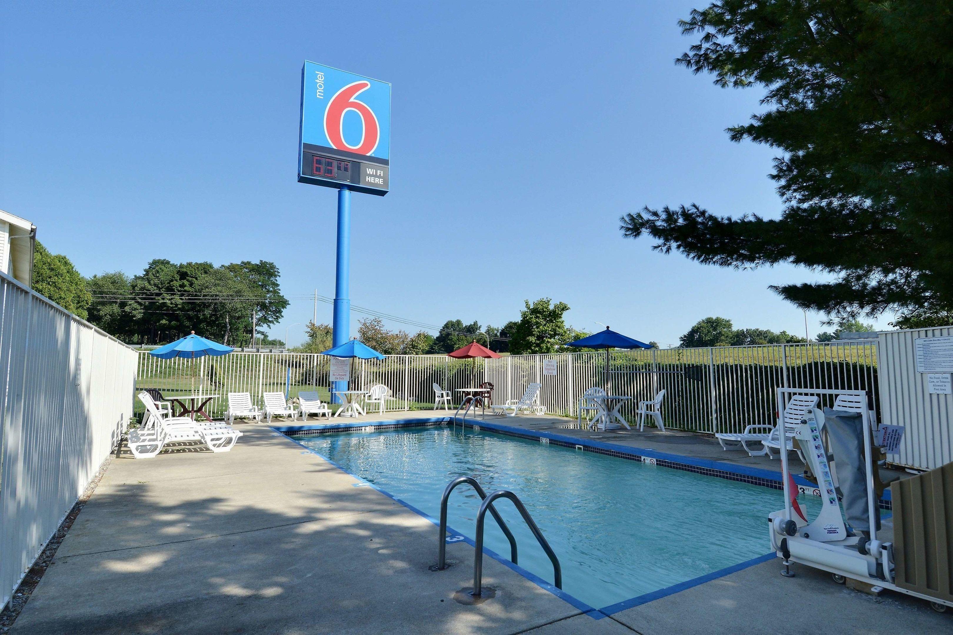 Motel 6 Nashua — photo 5