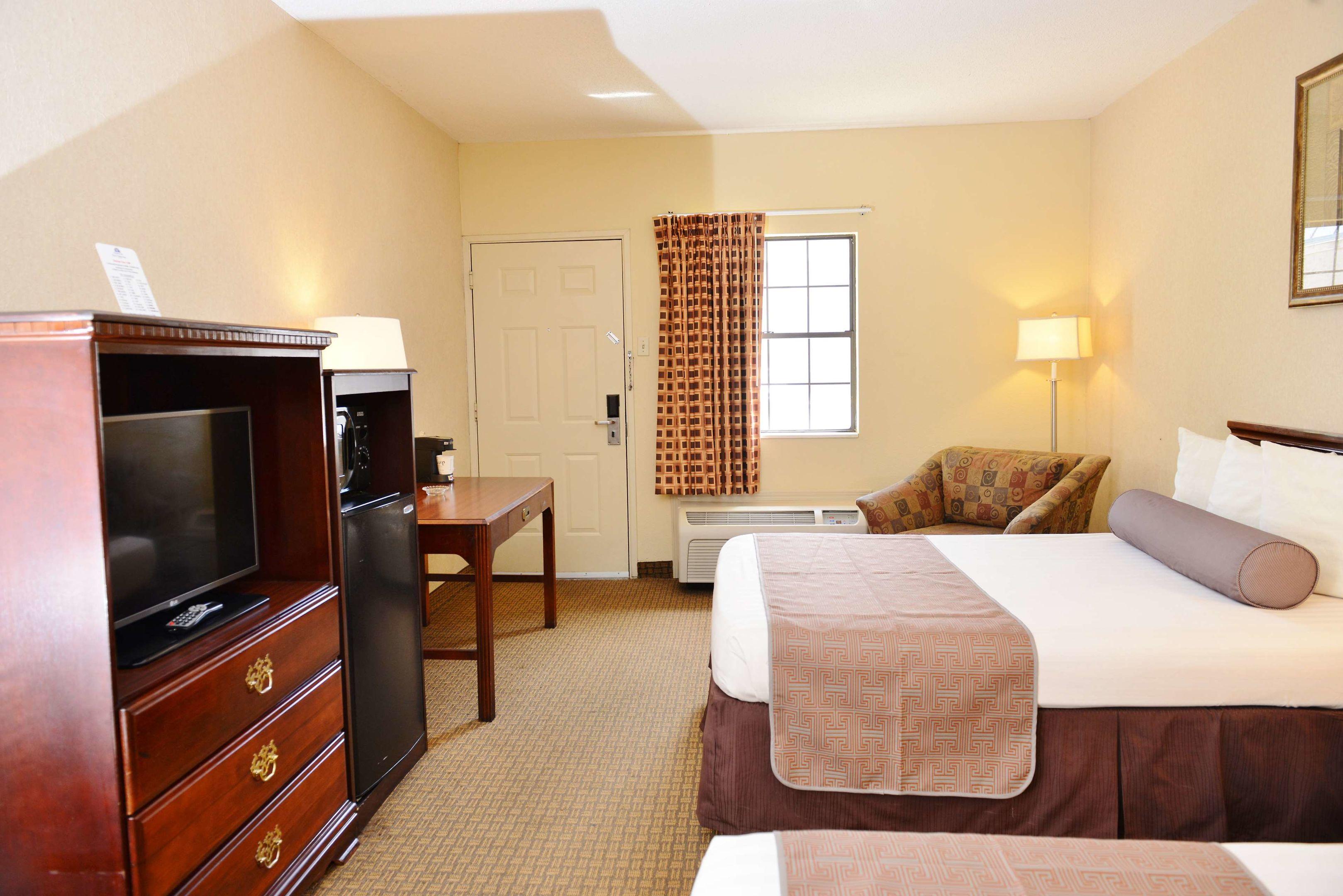 Americas Best Value Inn Tunica Resort — photo 5