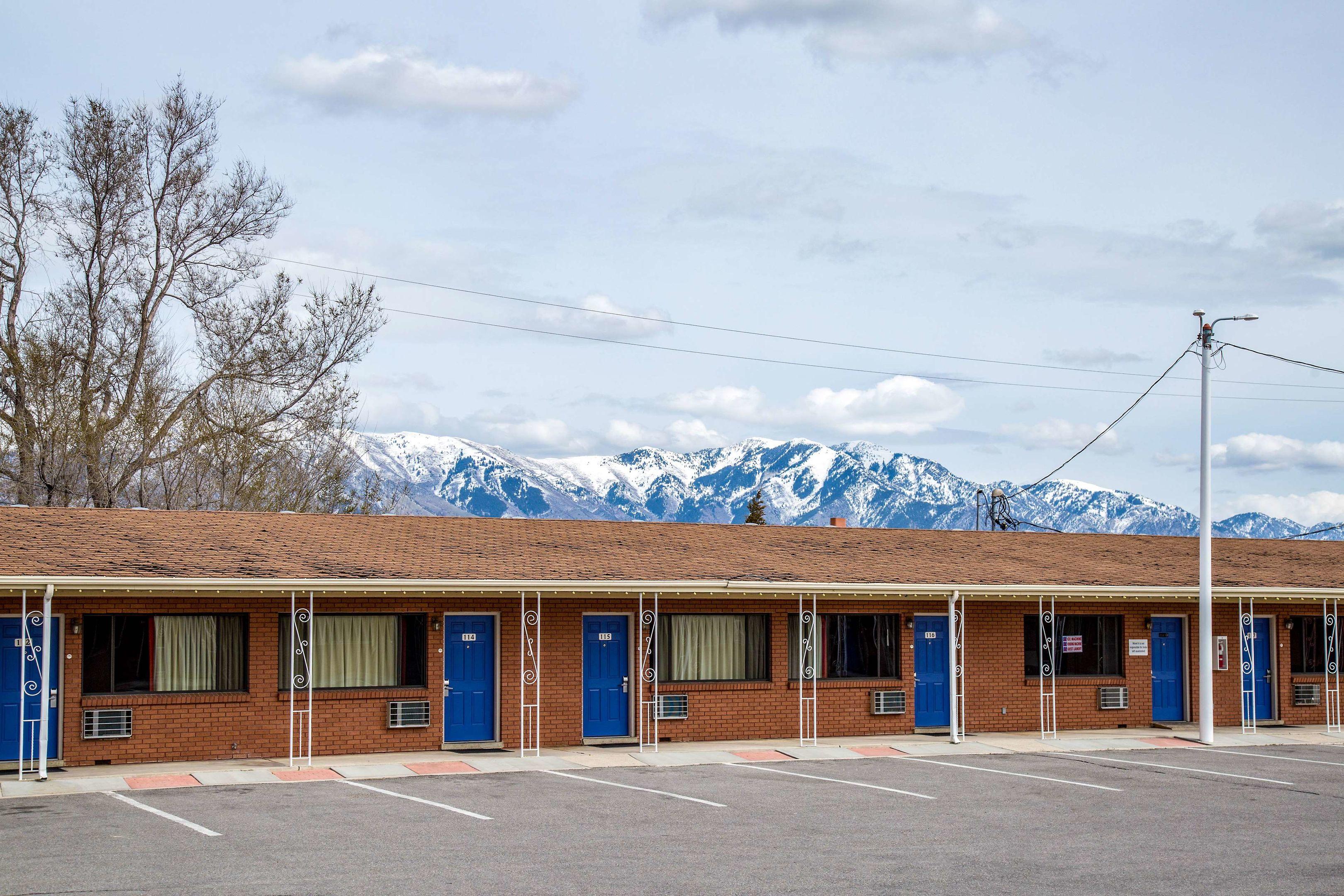 Motel 6 Tremonton UT — photo 4