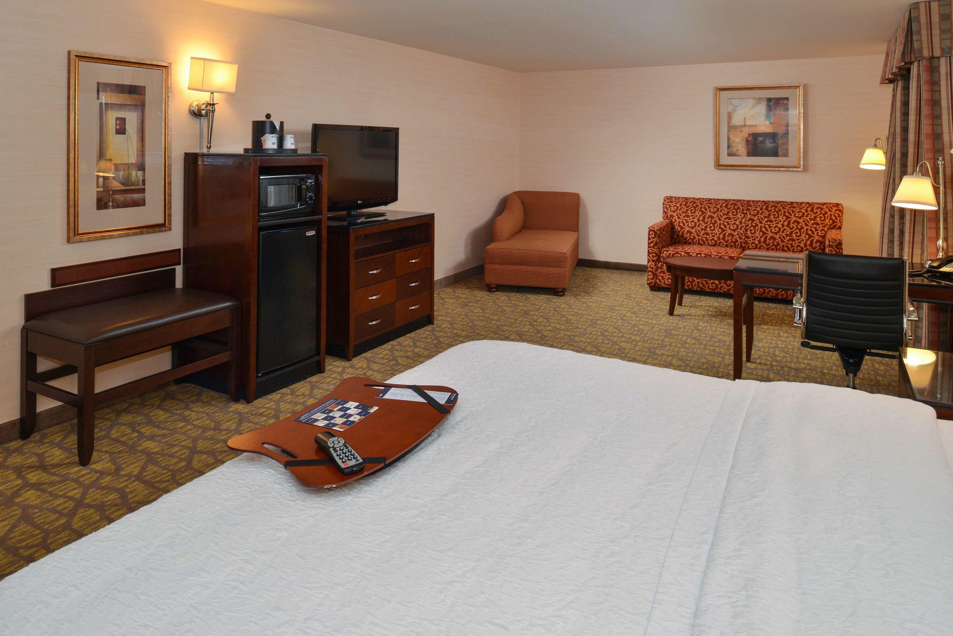 Hampton Inn & Suites Tacoma-Mall — photo 4