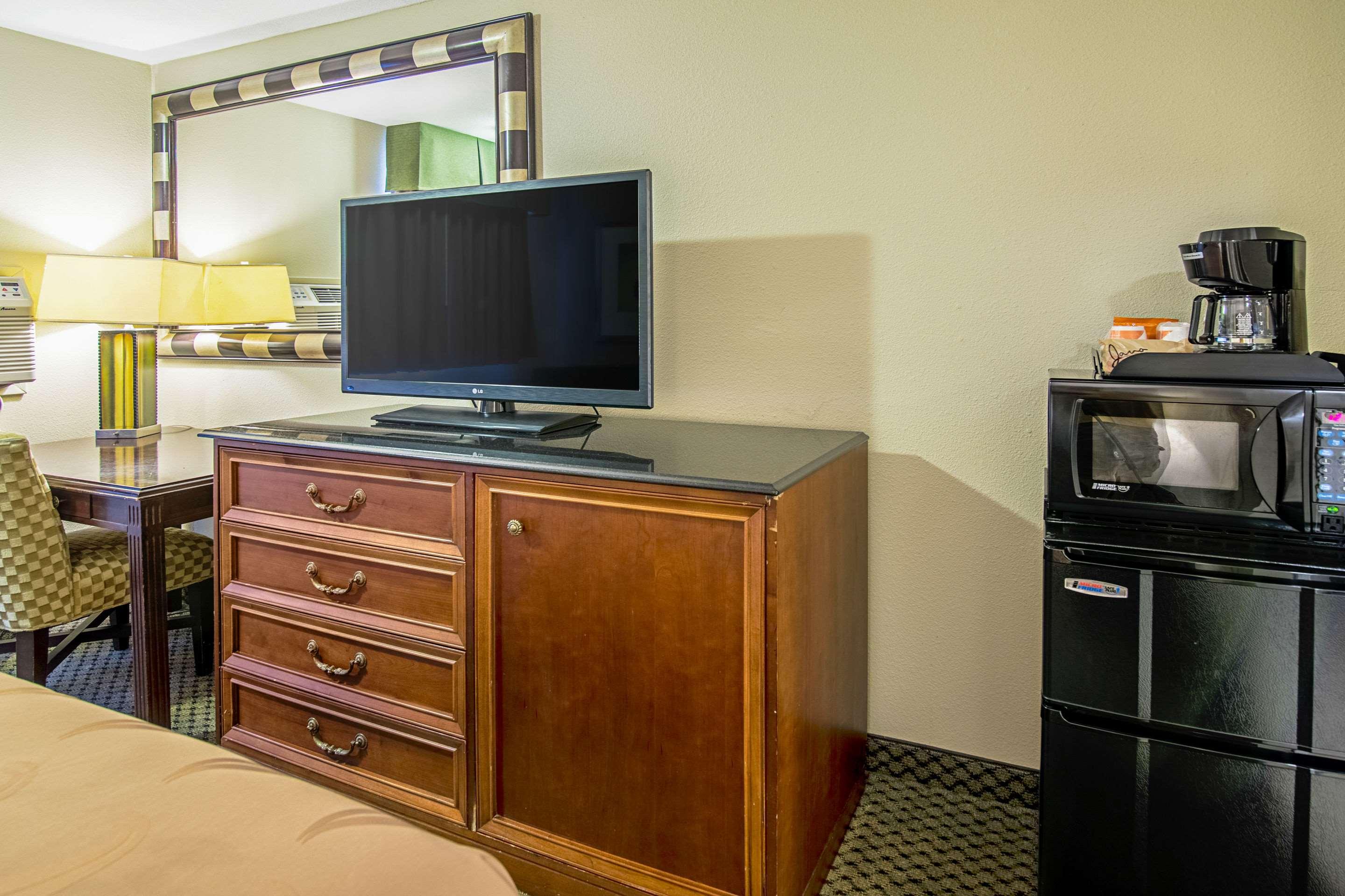 Quality Inn — photo 4