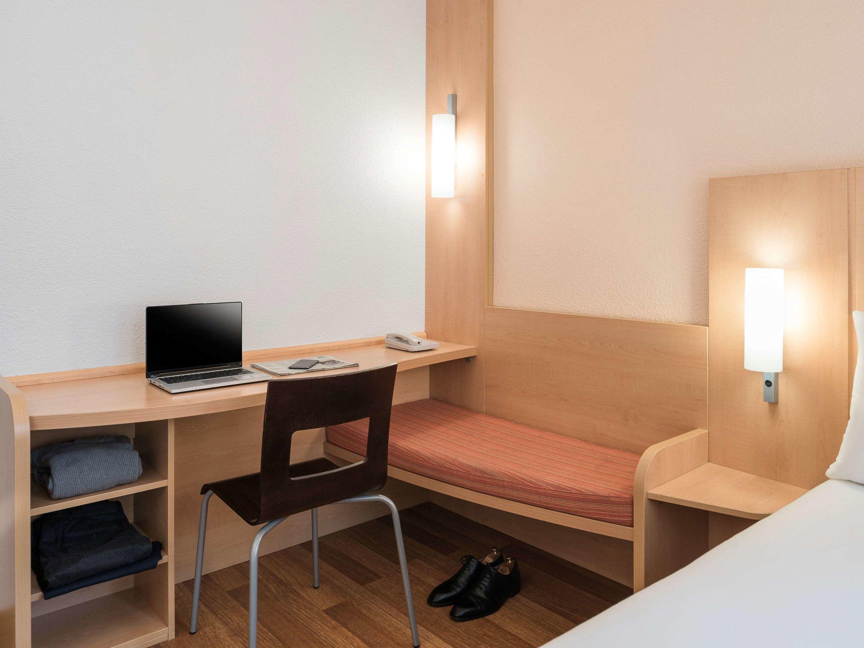 ibis Paris Ornano Montmartre Nord 18ème — photo 4