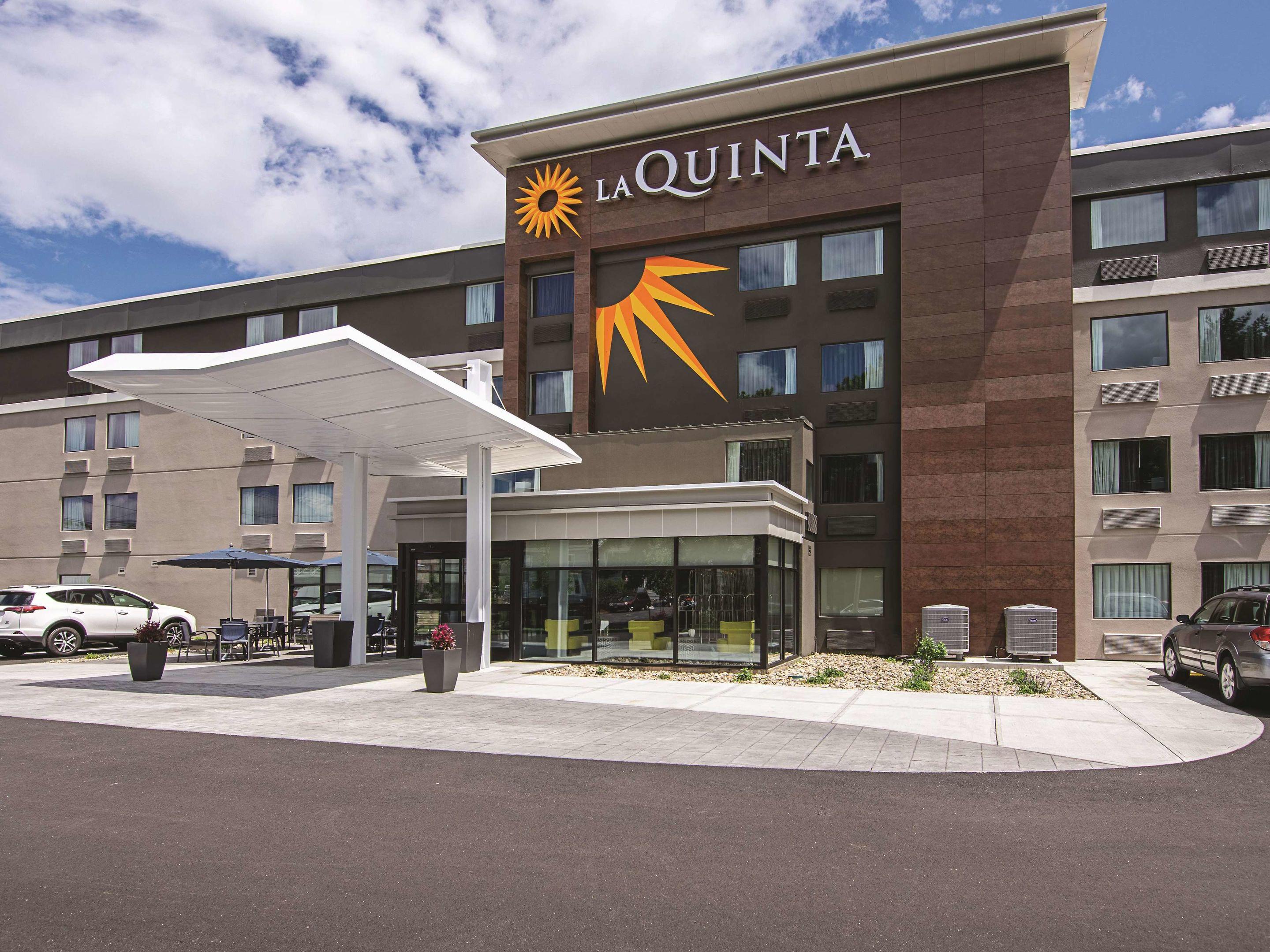 La Quinta Inn & Suites Portland — photo 4